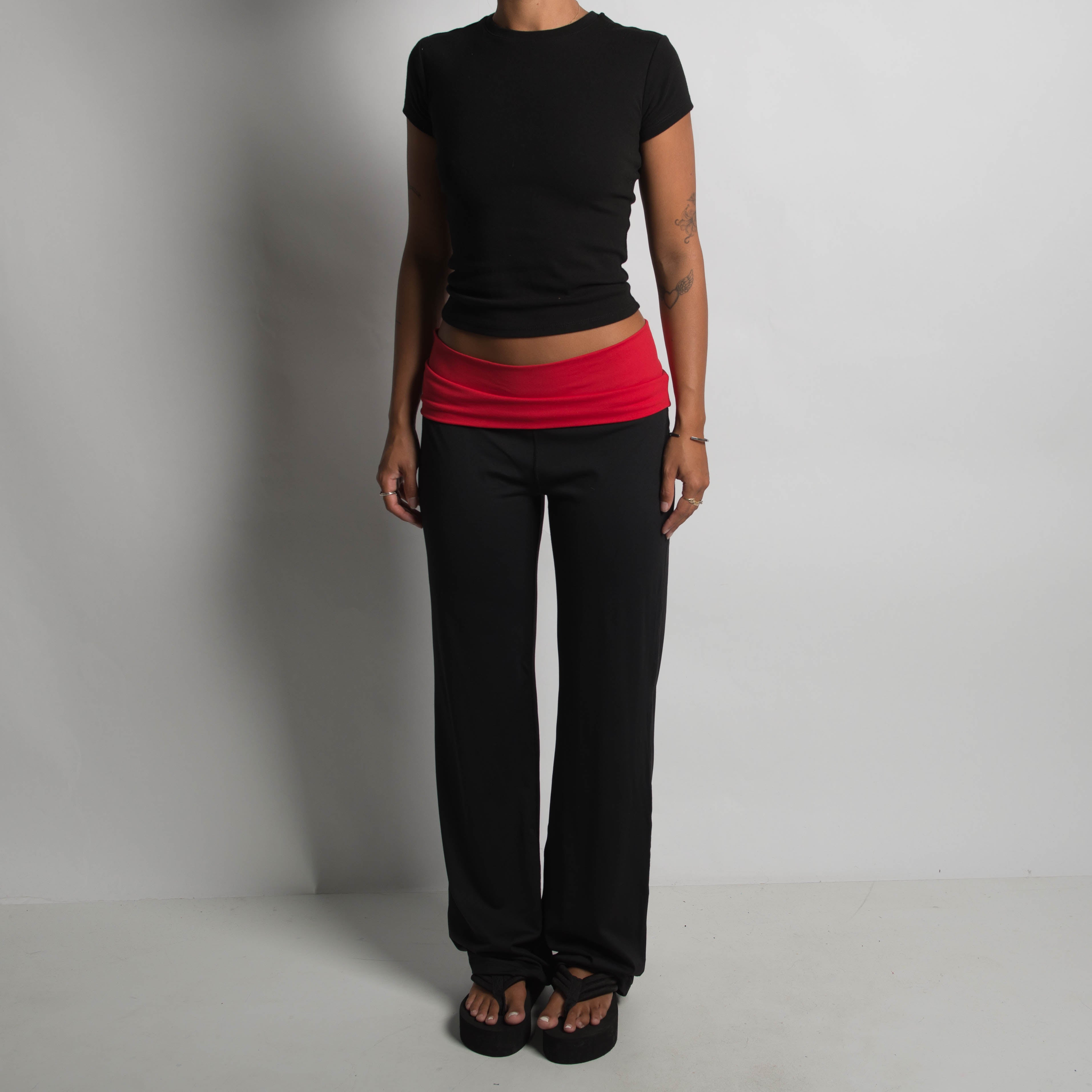 RED PANEL FLARE LEGGINGS