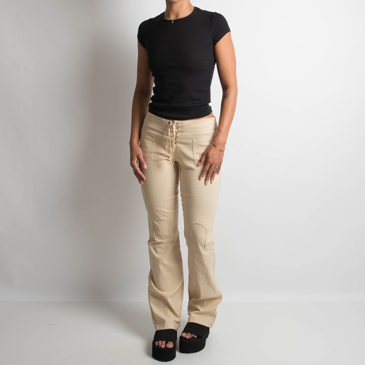 PANTALON BOOTCUT BEIGE