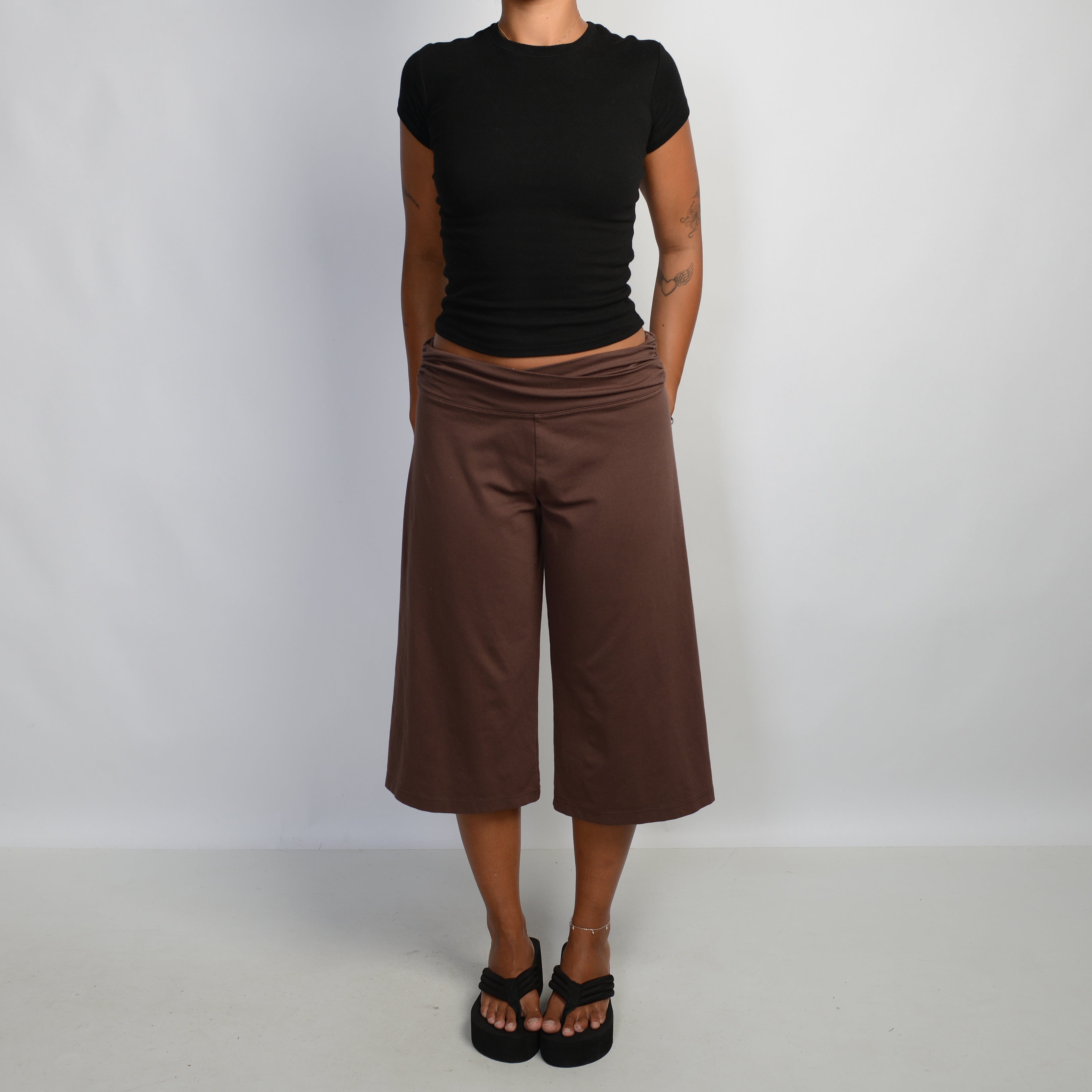 BROWN CROP WIDE LEG PANTS