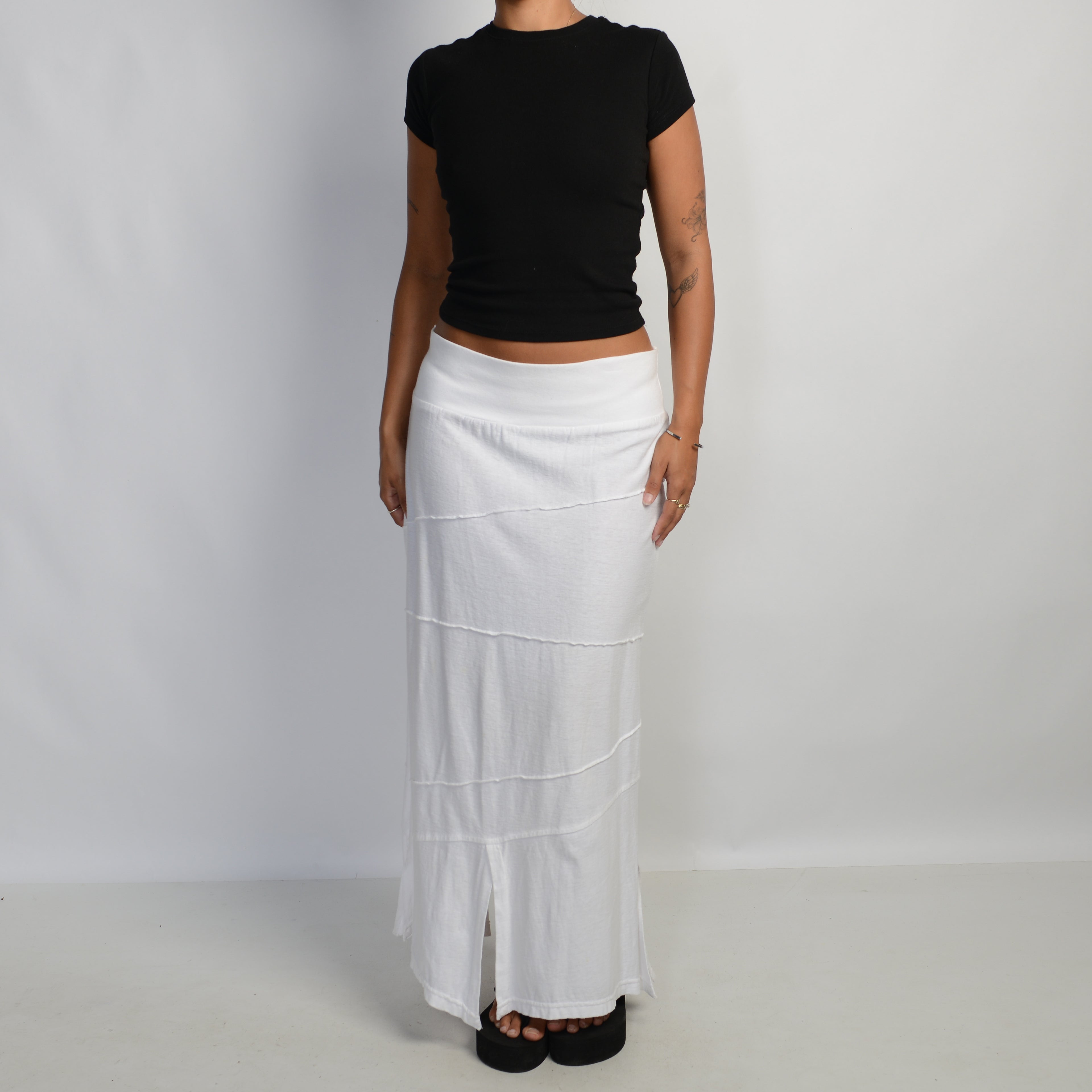 WHITE MAXI SKIRT