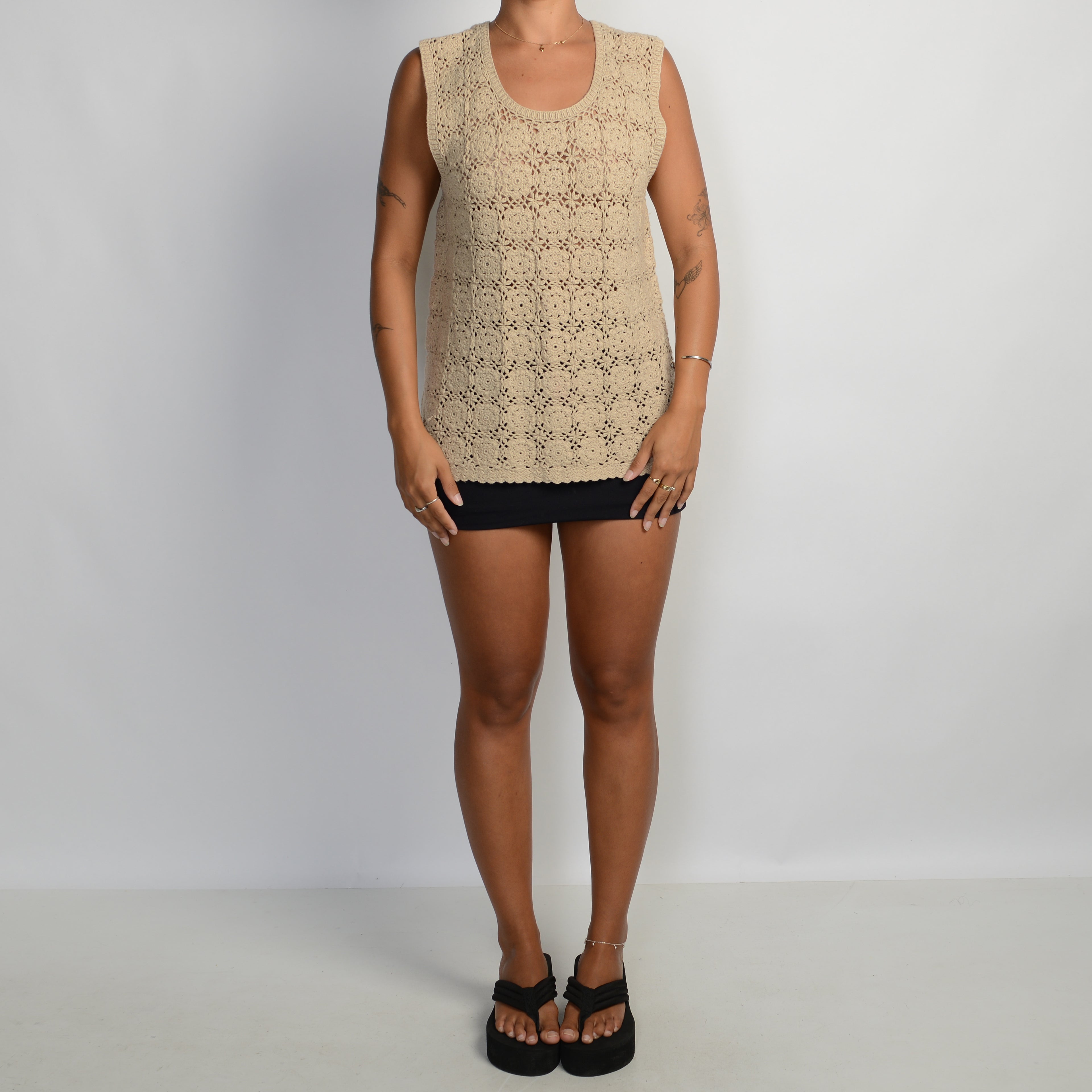 BEIGE CROCHET KNIT TOP