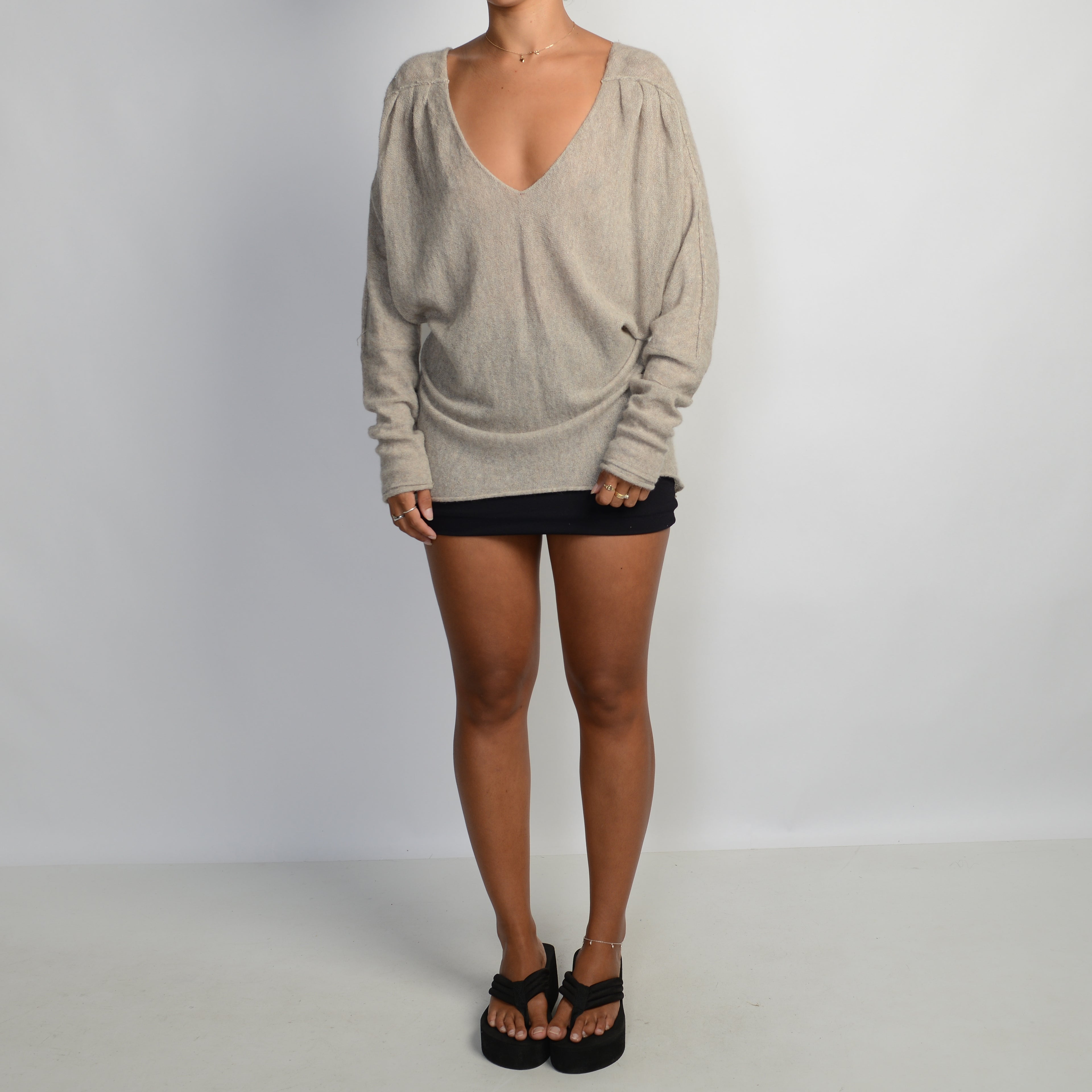 TAUPE WOOL SWEATER