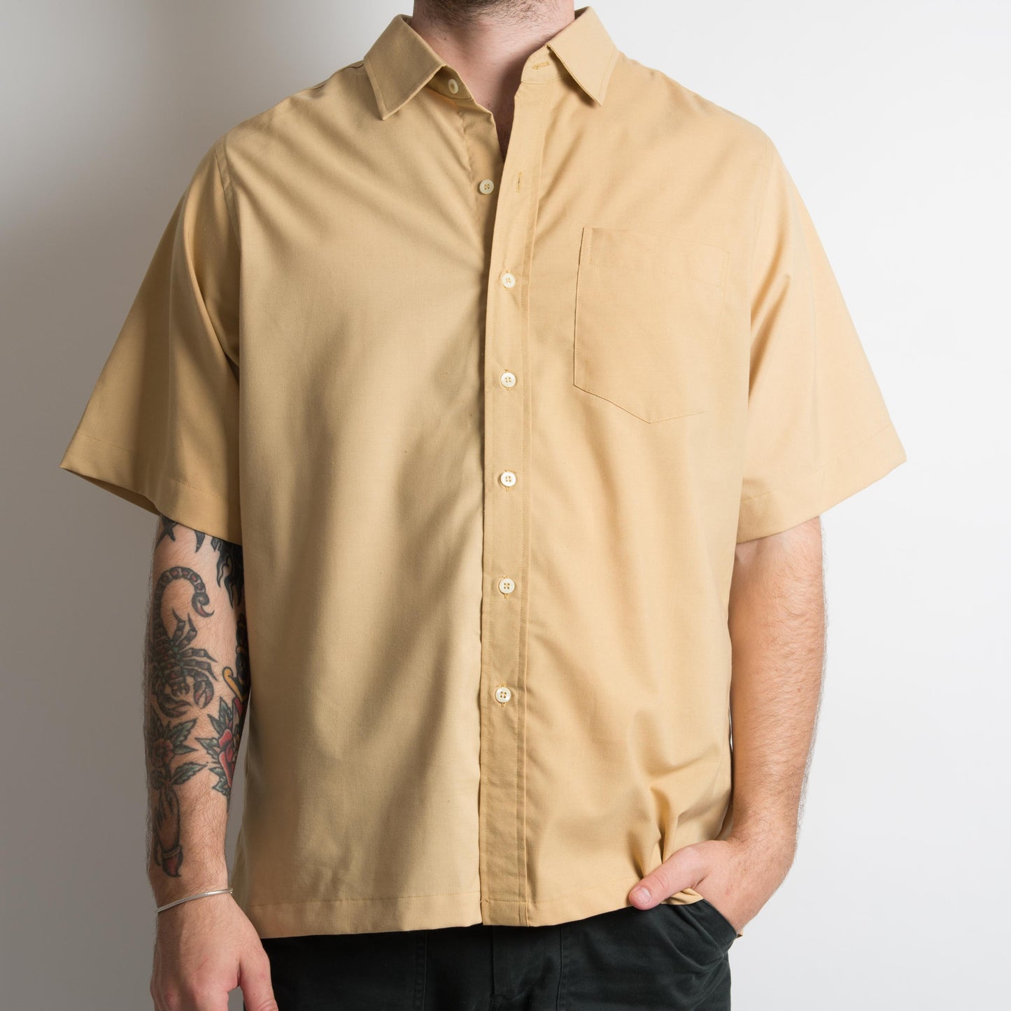 MUSTARD BUTTON UP