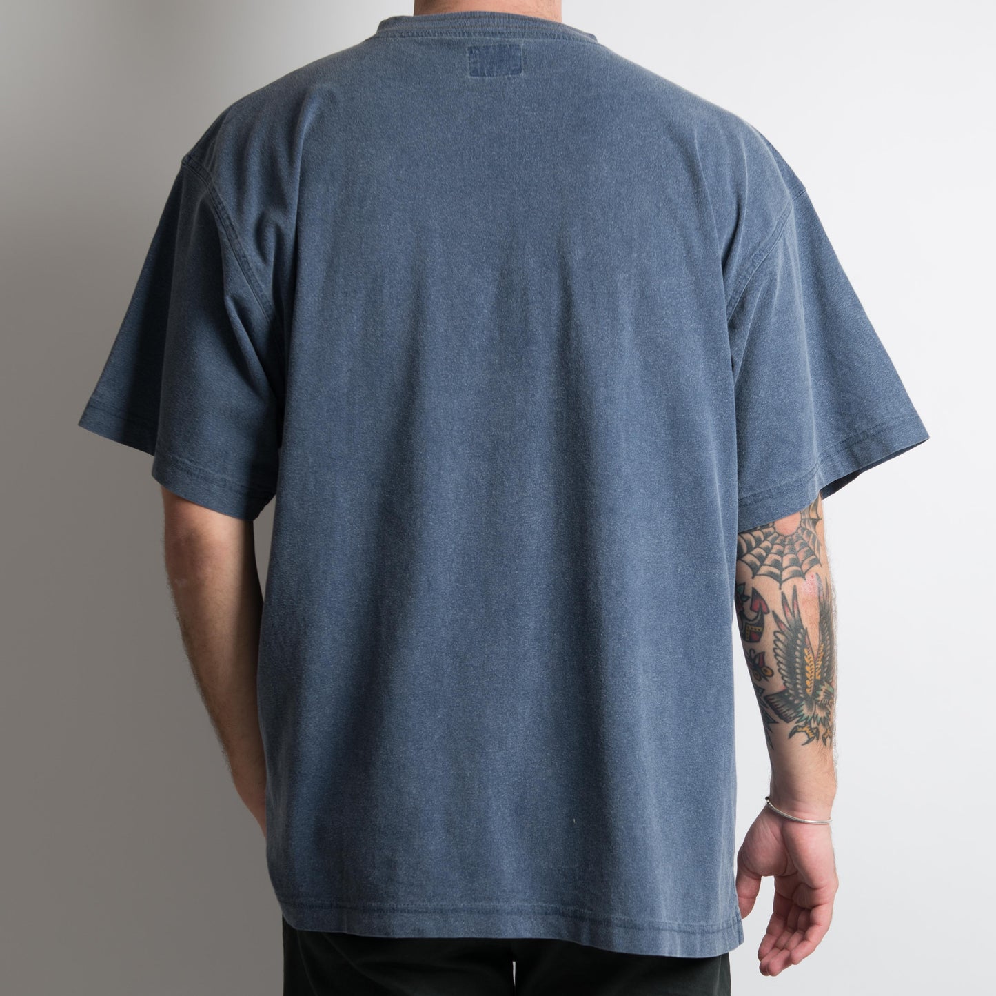 BLUE WASHED GRAPHIC TSHIRT