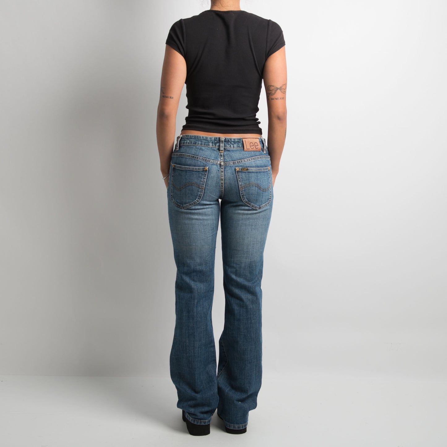 CLASSIC BOOTCUT DENIM JEANS