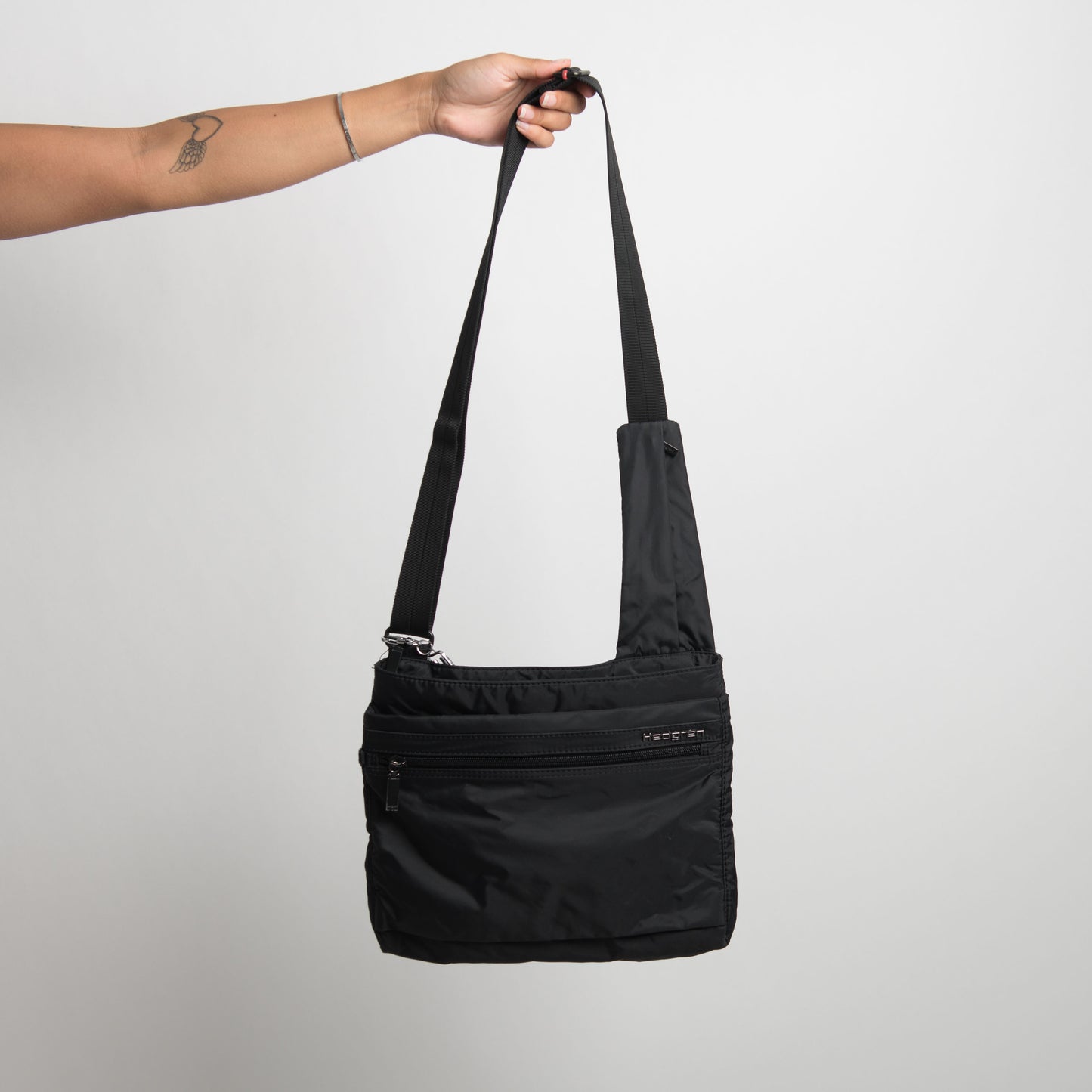 BLACK CROSSBODY BAG