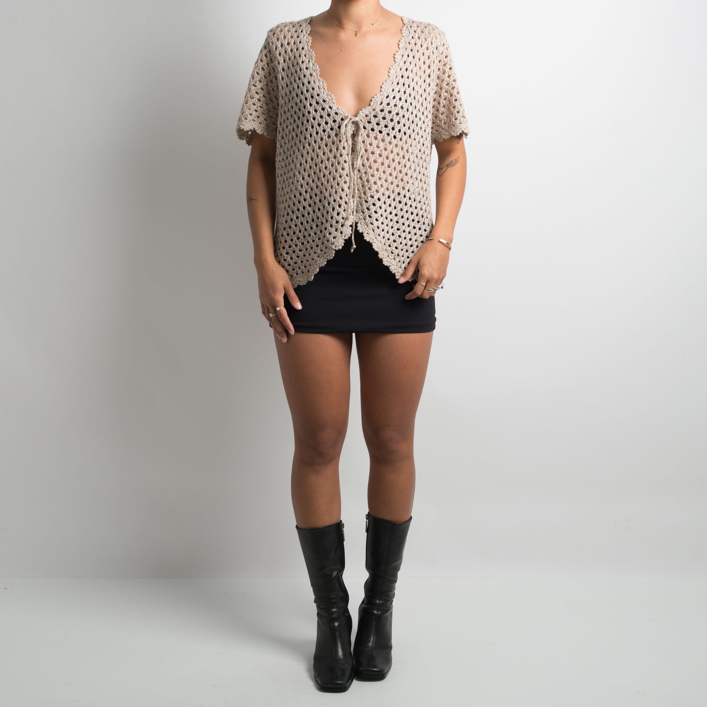 BEIGE CROCHET KNIT TOP