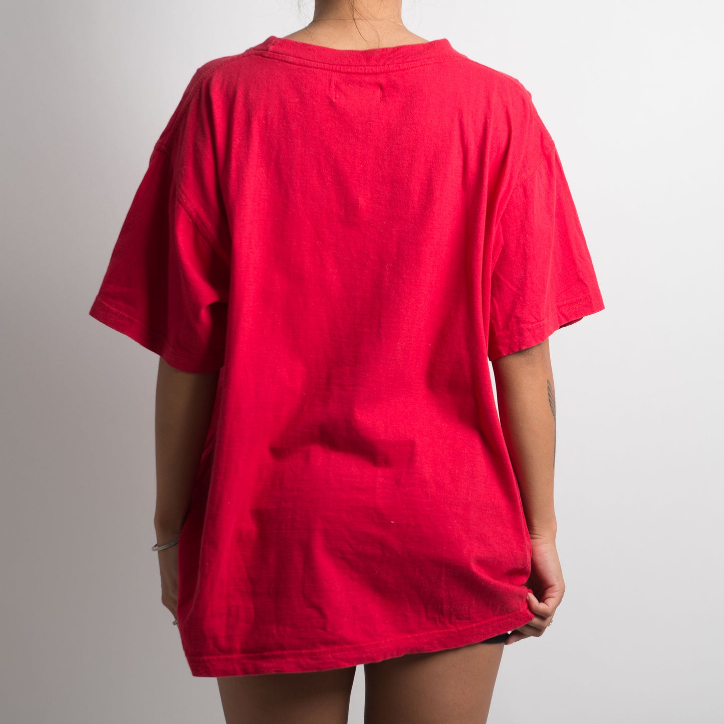 RED POCKET TSHIRT