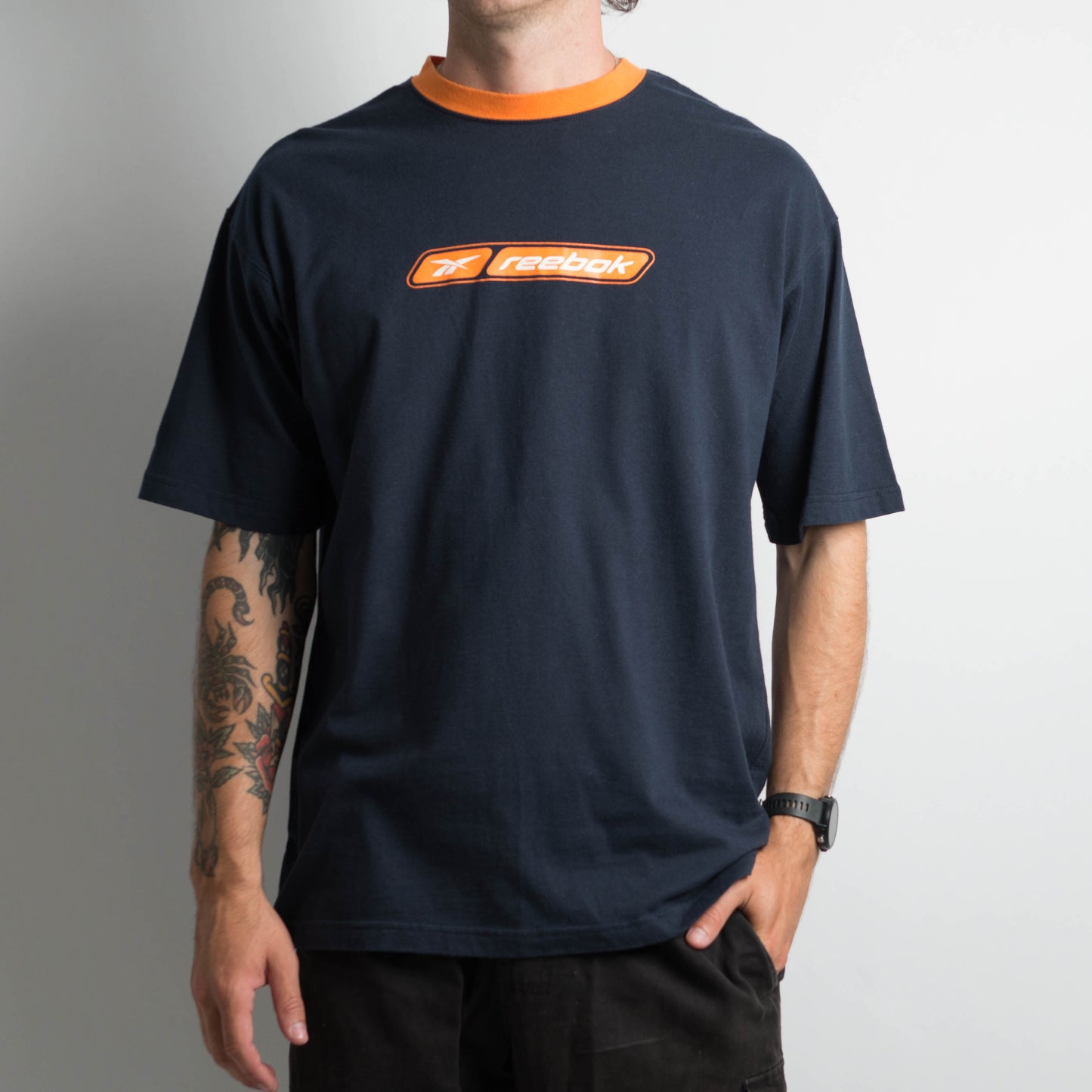 NAVY REEBOK TSHIRT