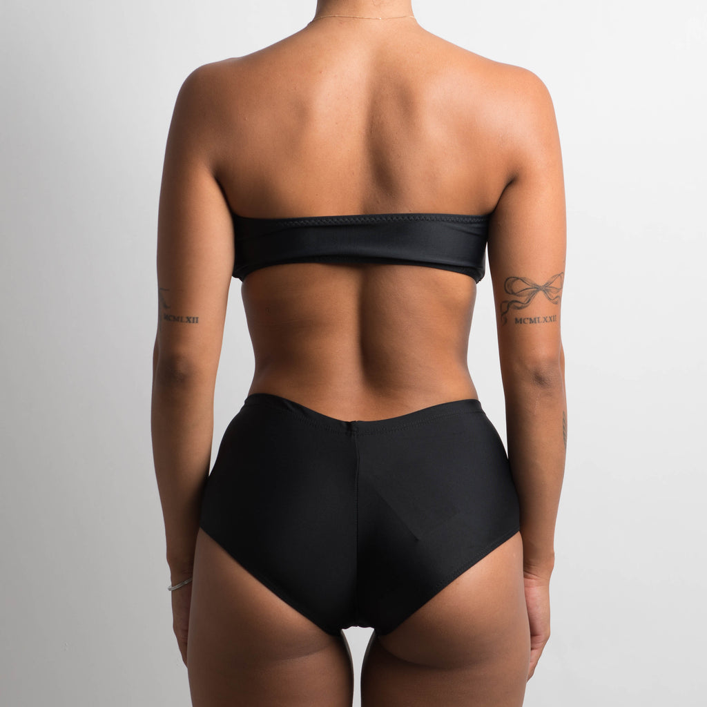 BLACK SWIM SHORTIES