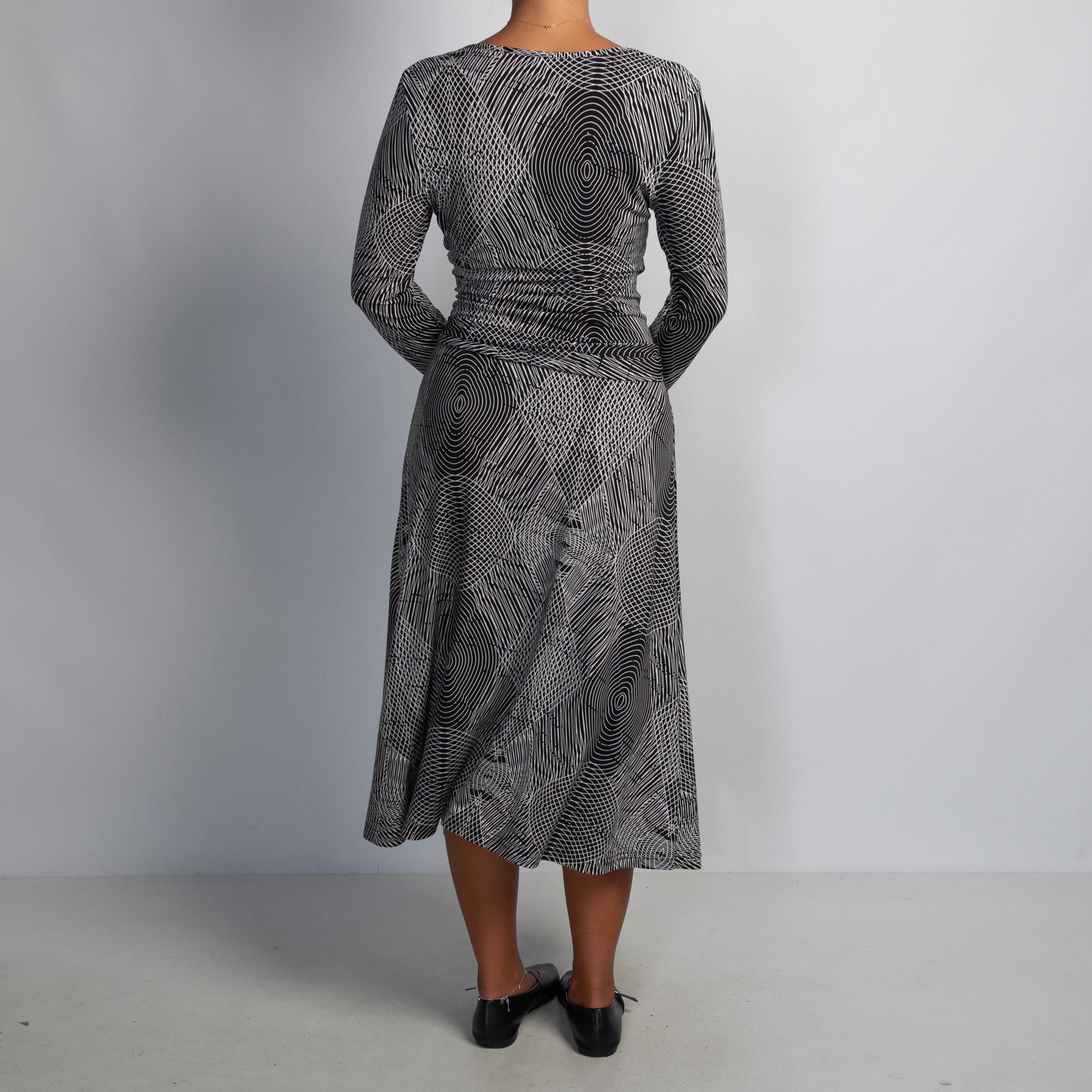 SLINKY PATTERN MIDI DRESS