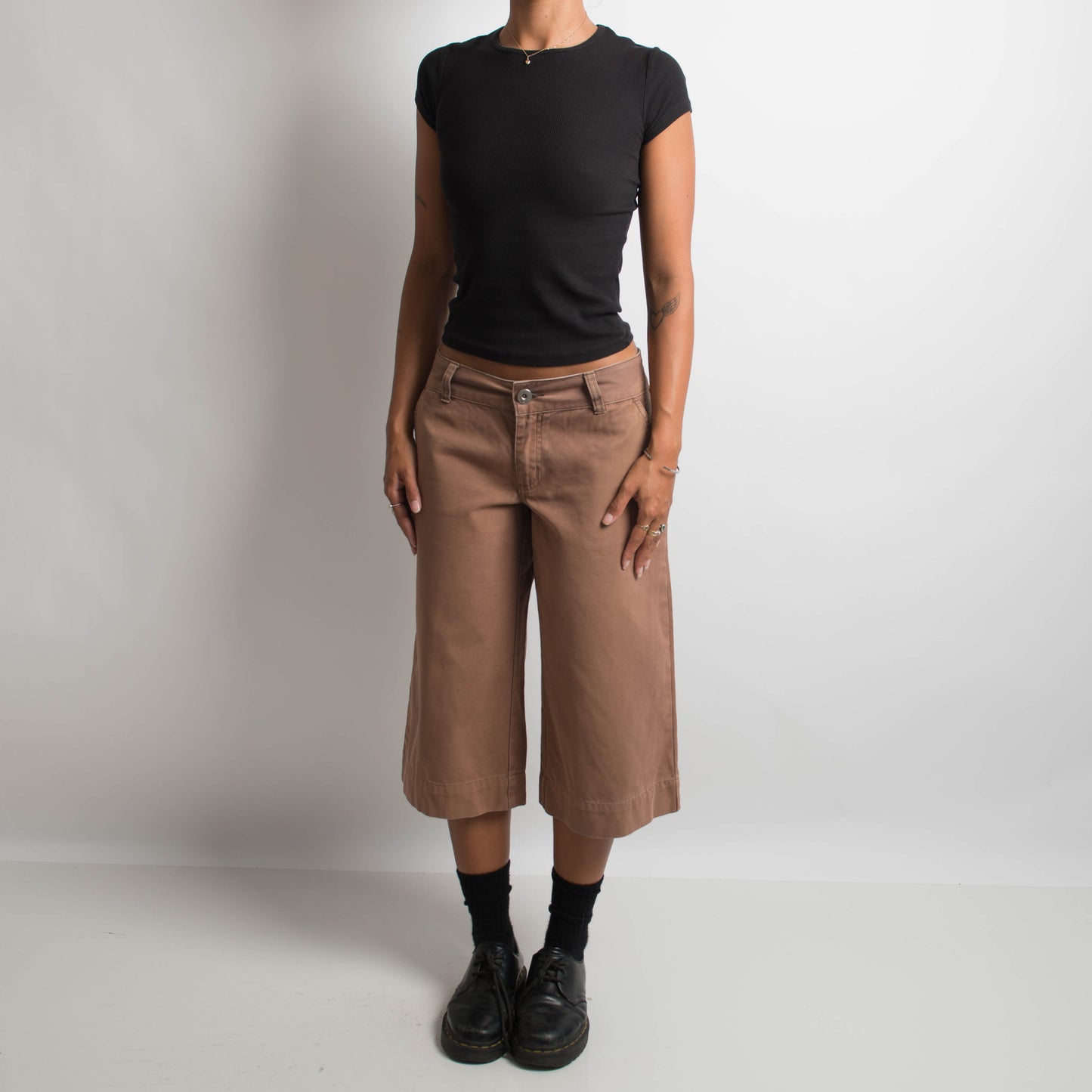 BROWN WIDE LEG 3/4 PANTS