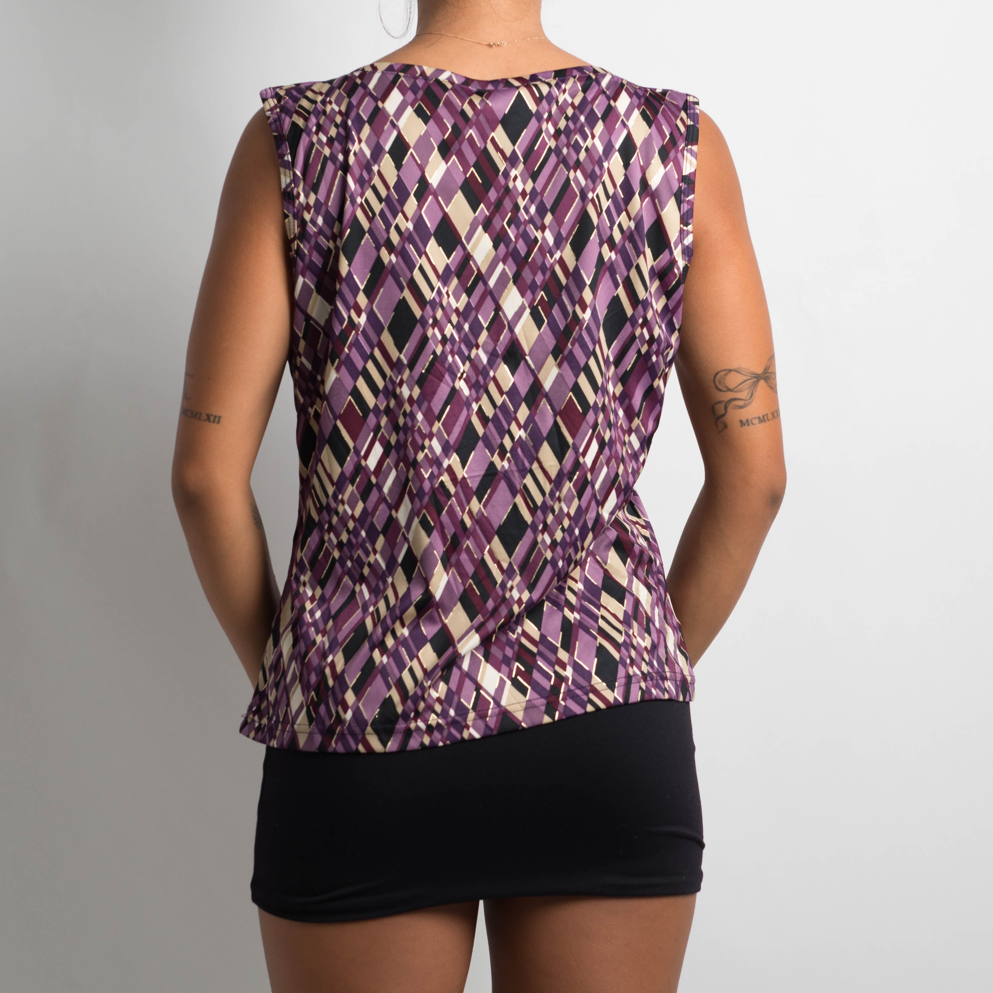 PATTERNED BOAT NECK TOP
