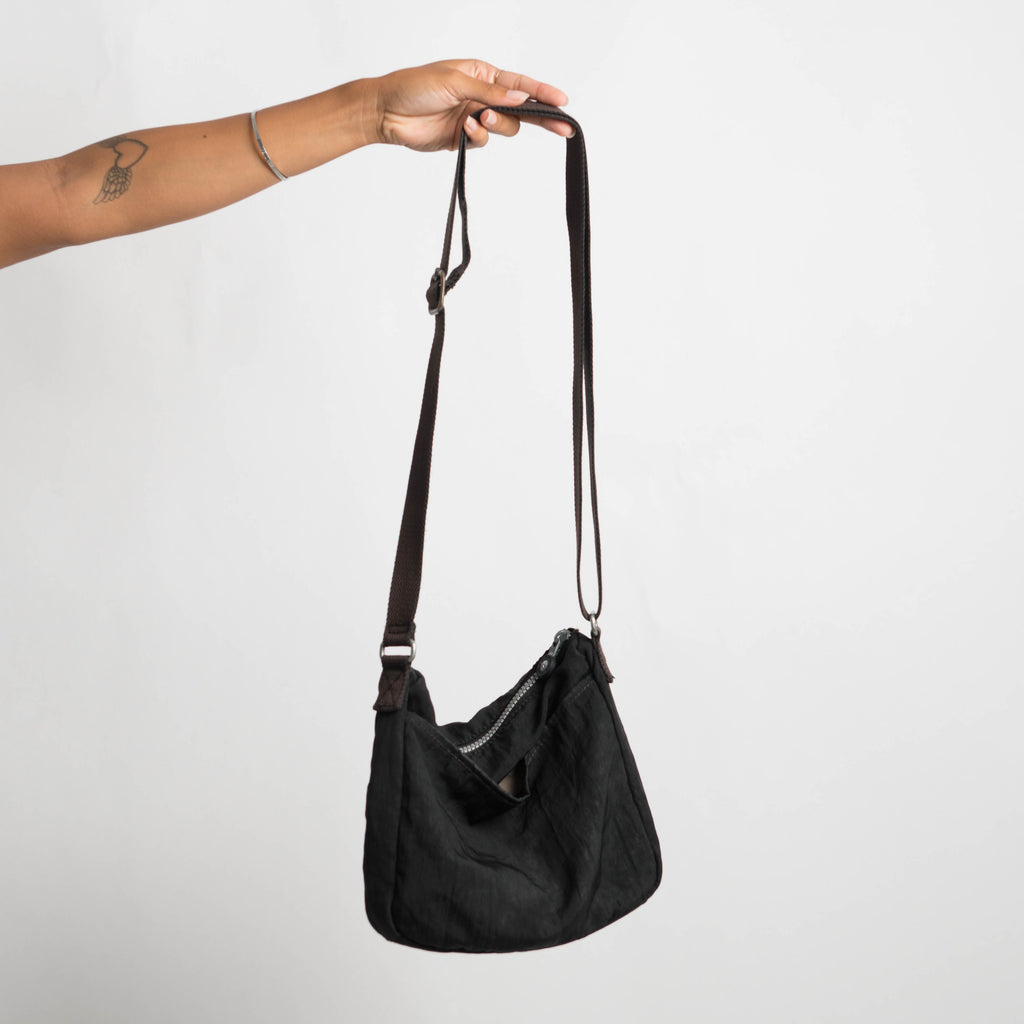 BLACK CROSS BODY BAG