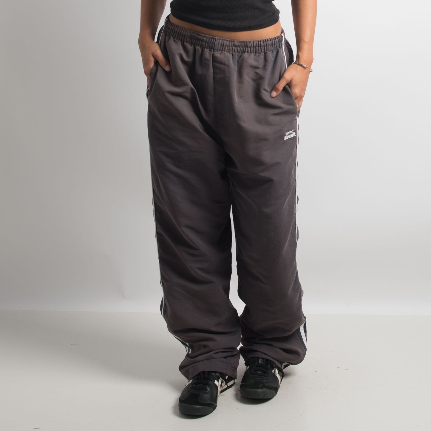 GREY SLAZENGER TRACKPANTS