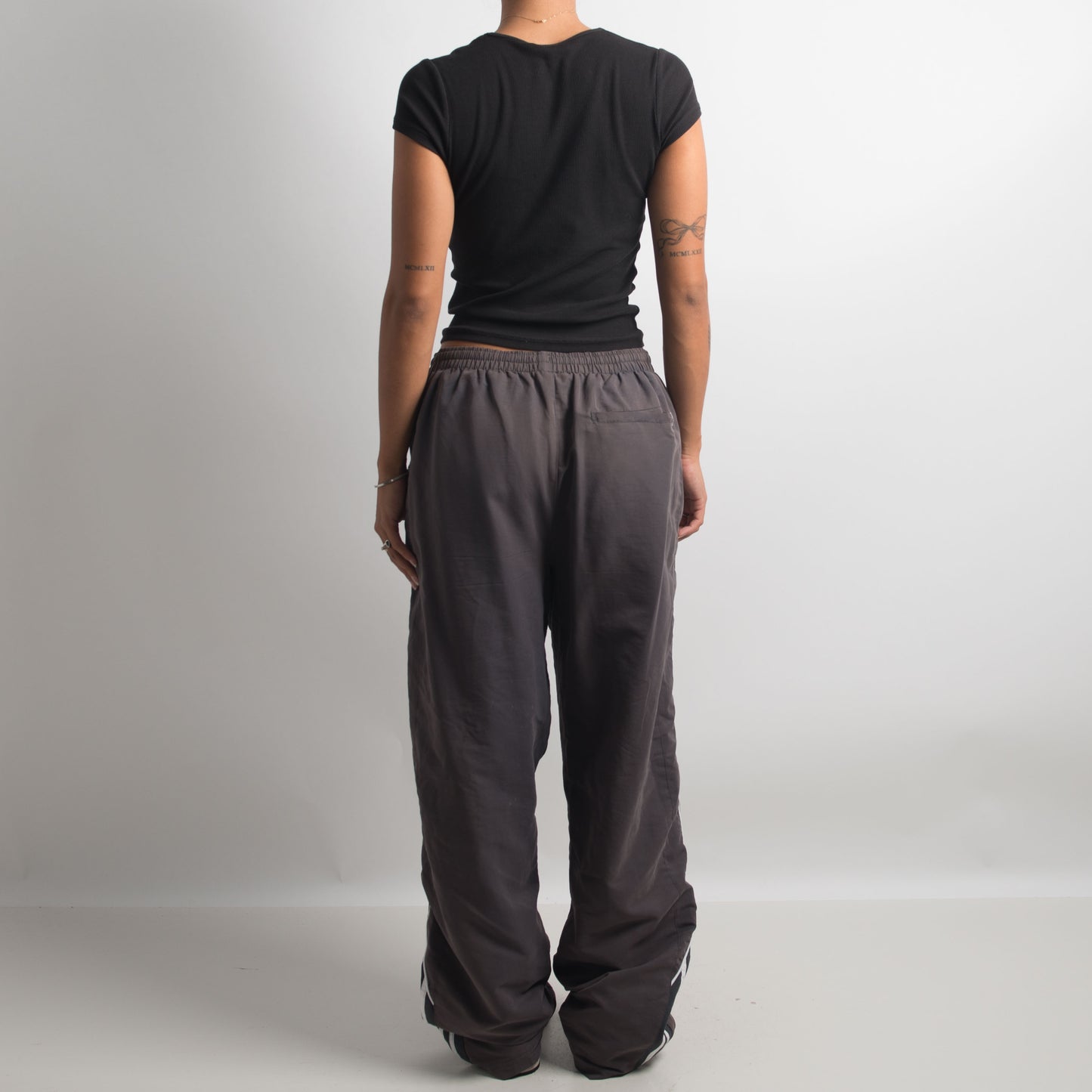 GREY SLAZENGER TRACKPANTS