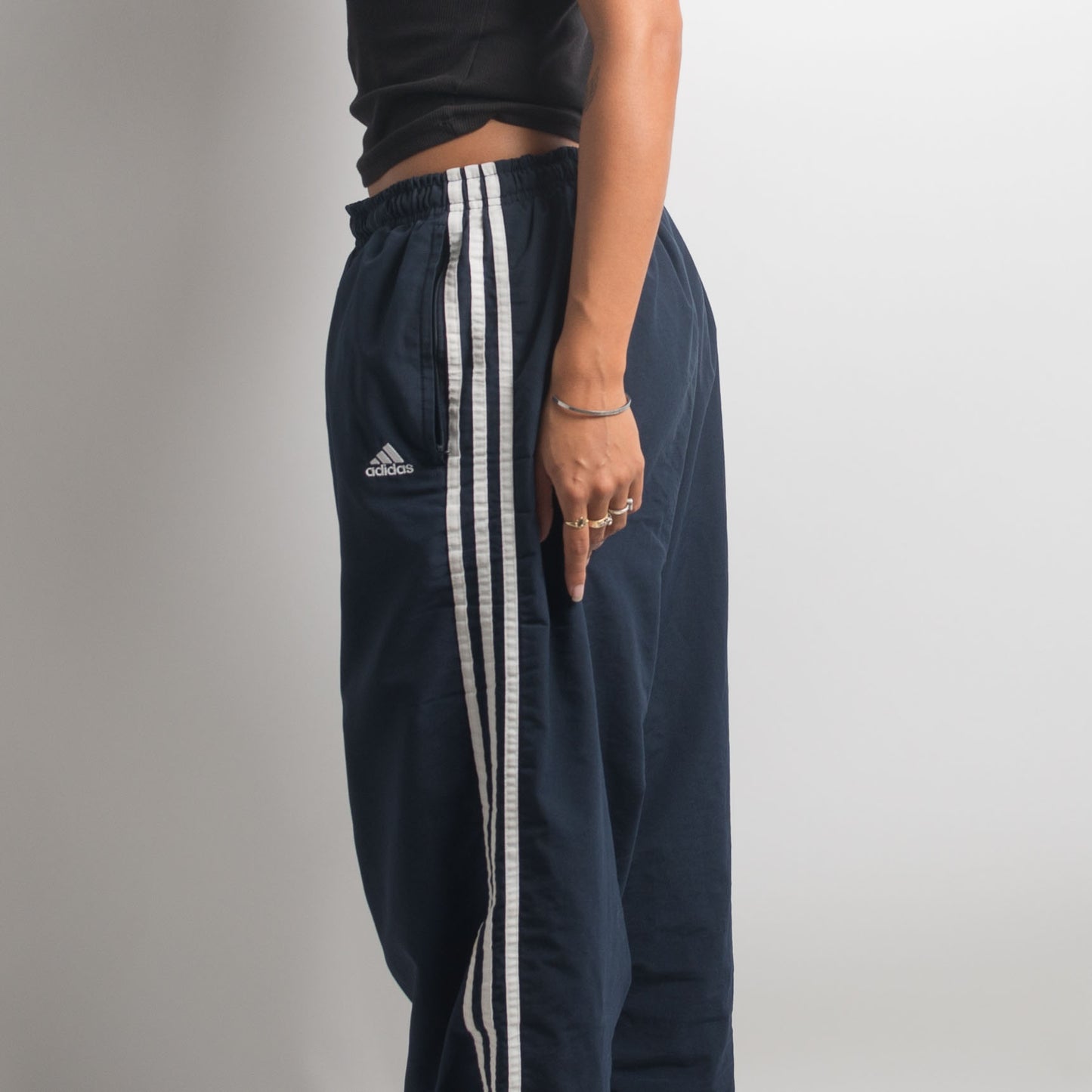 NAVY ADIDAS TRACKPANTS