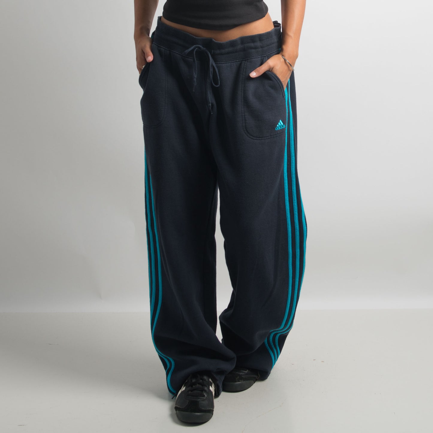 NAVY ADIDAS COTTON SWEATPANTS