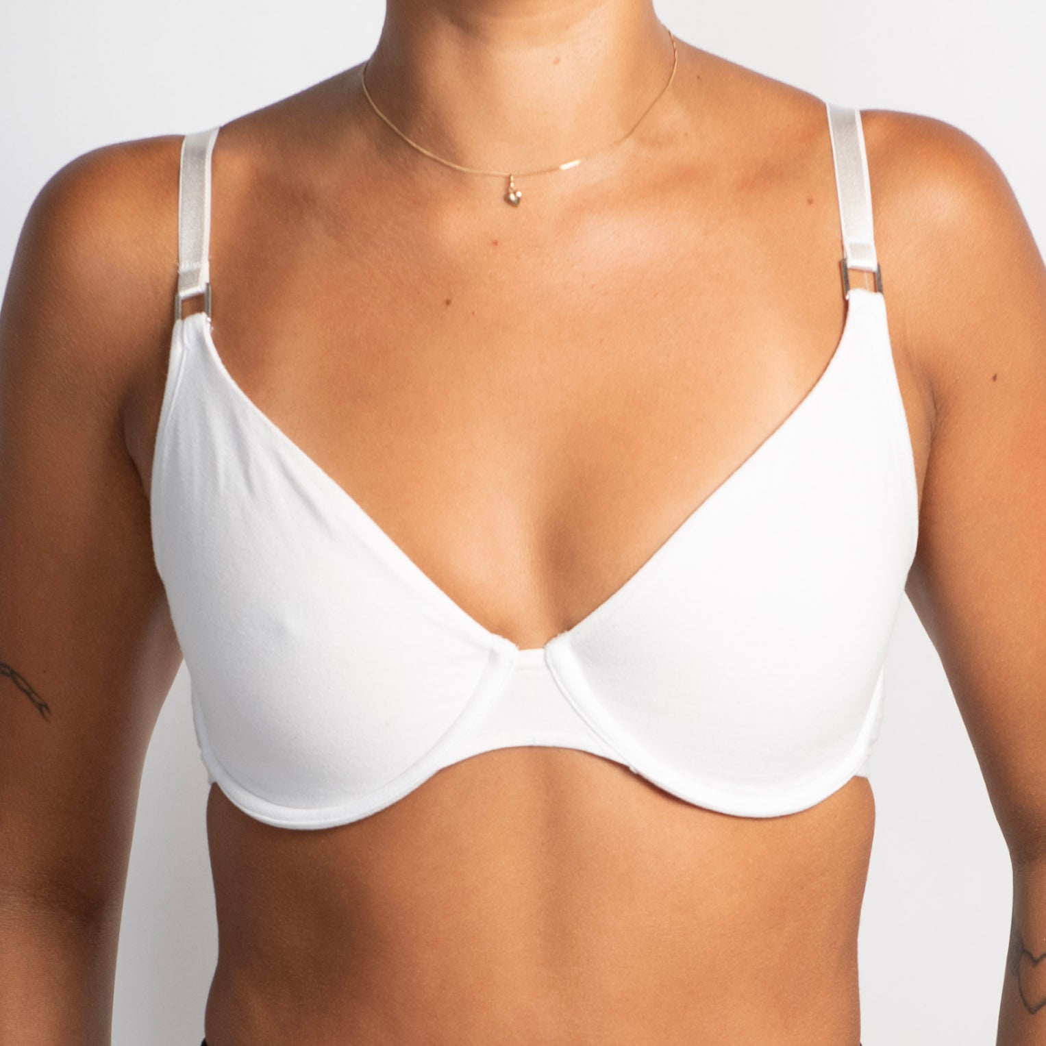 WHITE SOFT CUP TSHIRT BRA