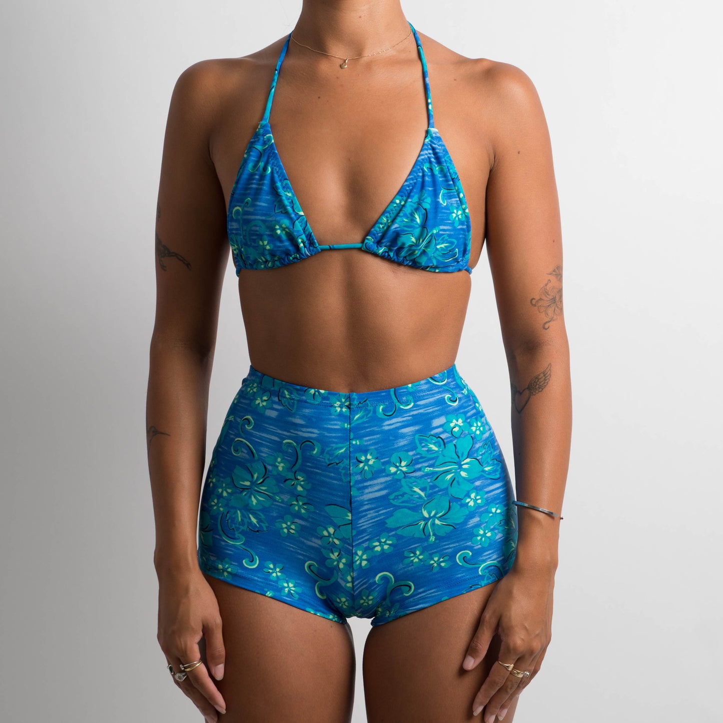 LAGOON STRING BIKINI TOP