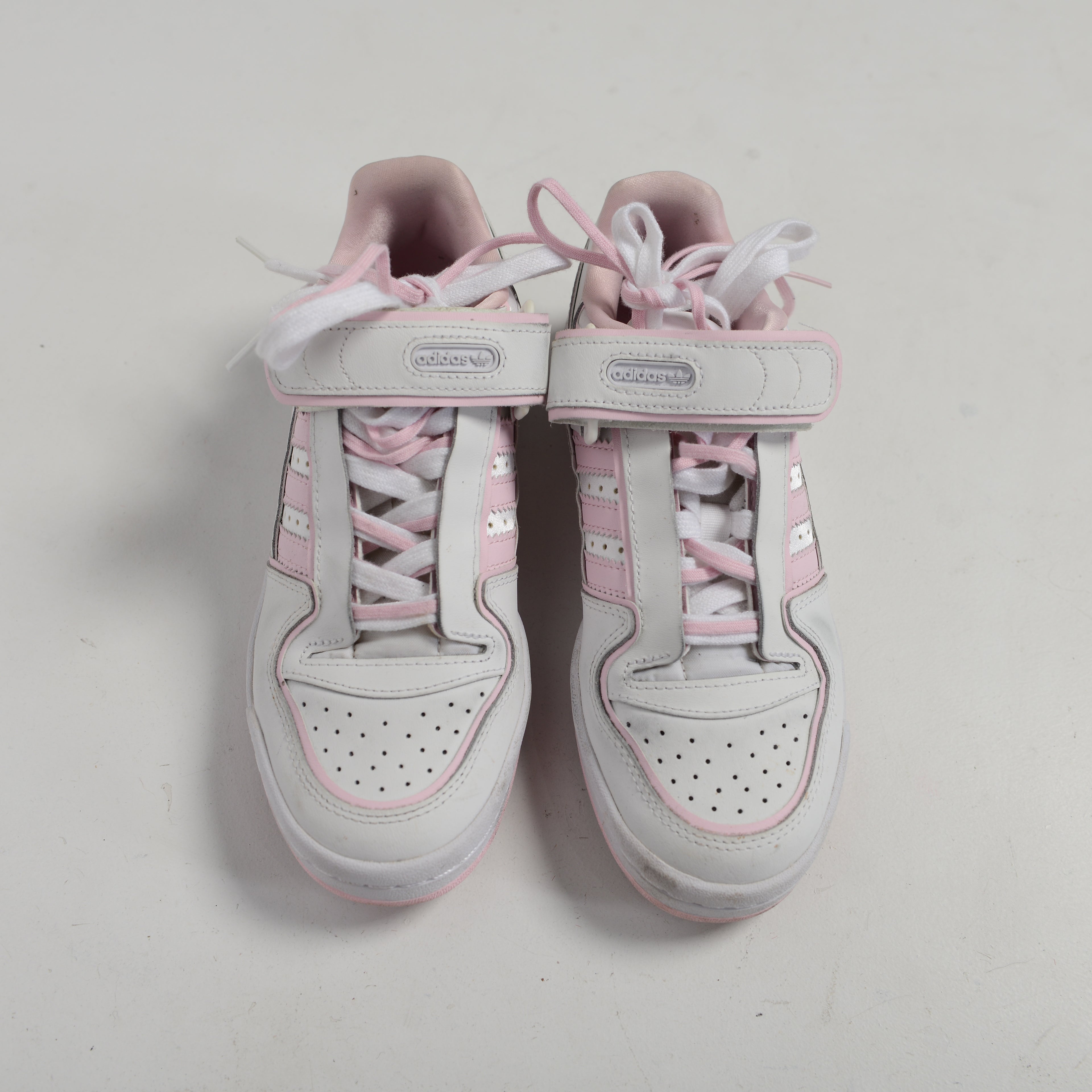 ADIDAS FORUM LOW SNEAKERS