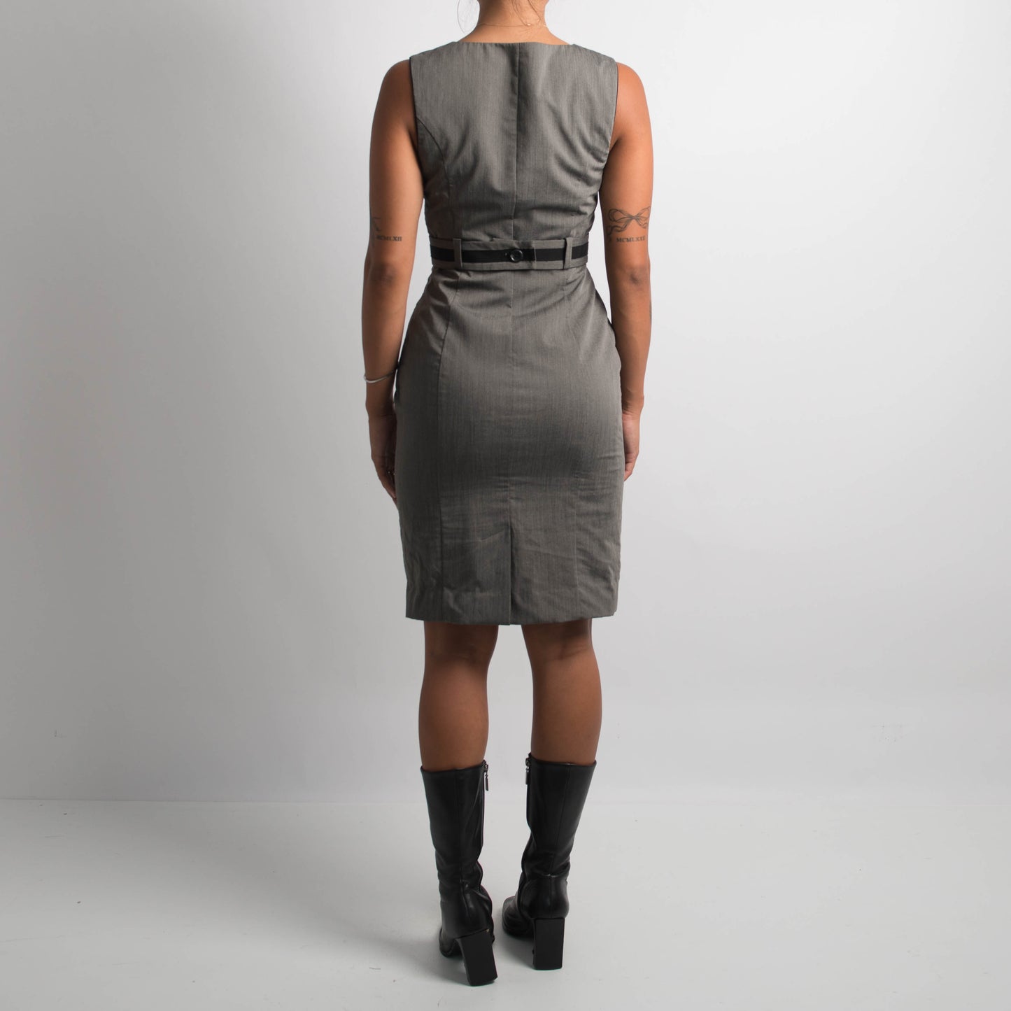 GREY KNEE LENGTH DRESS