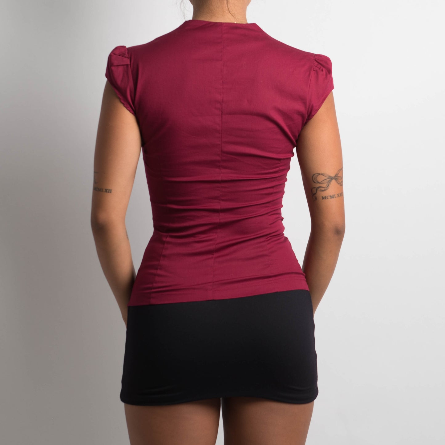 MAROON SQUARE NECK TOP