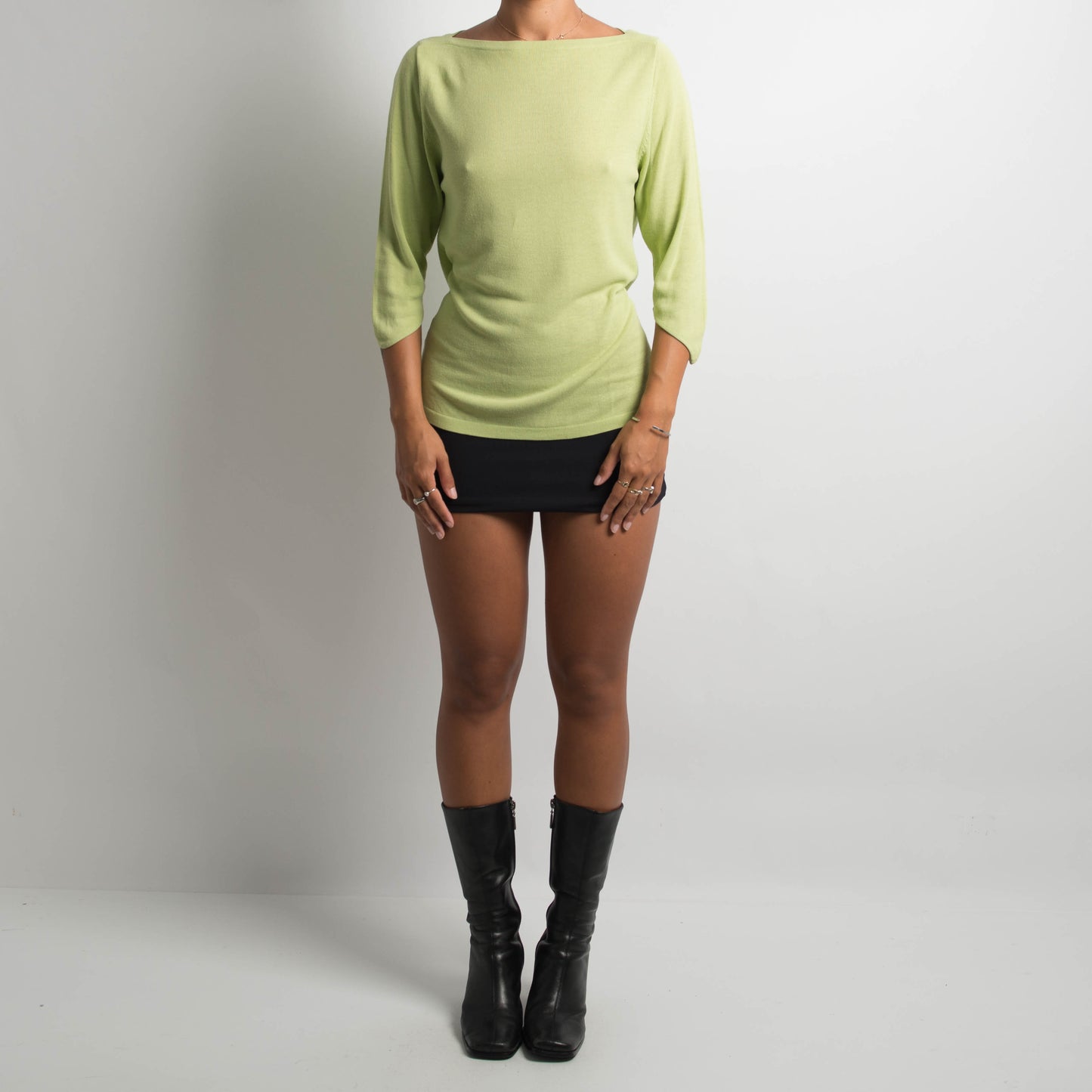 THIN KNIT LONG SLEEVE