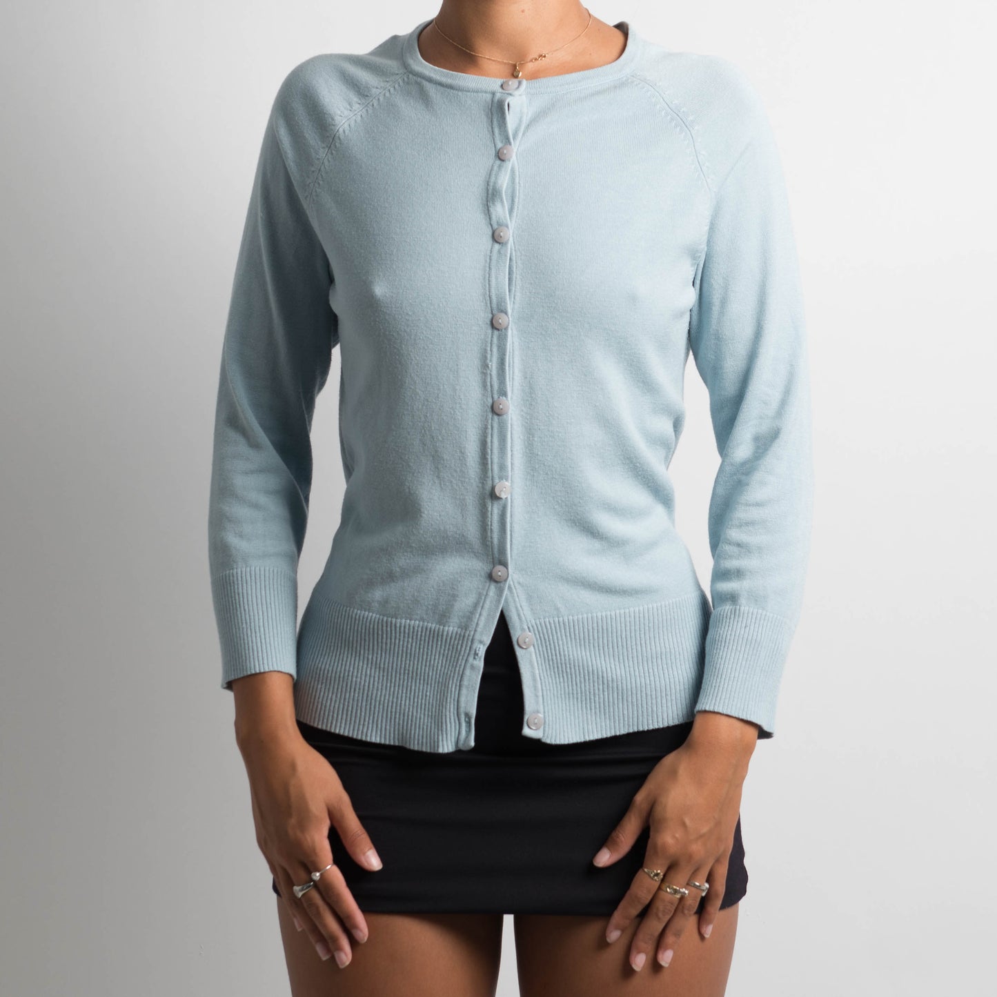 LIGHT BLUE KNIT CARDIGAN