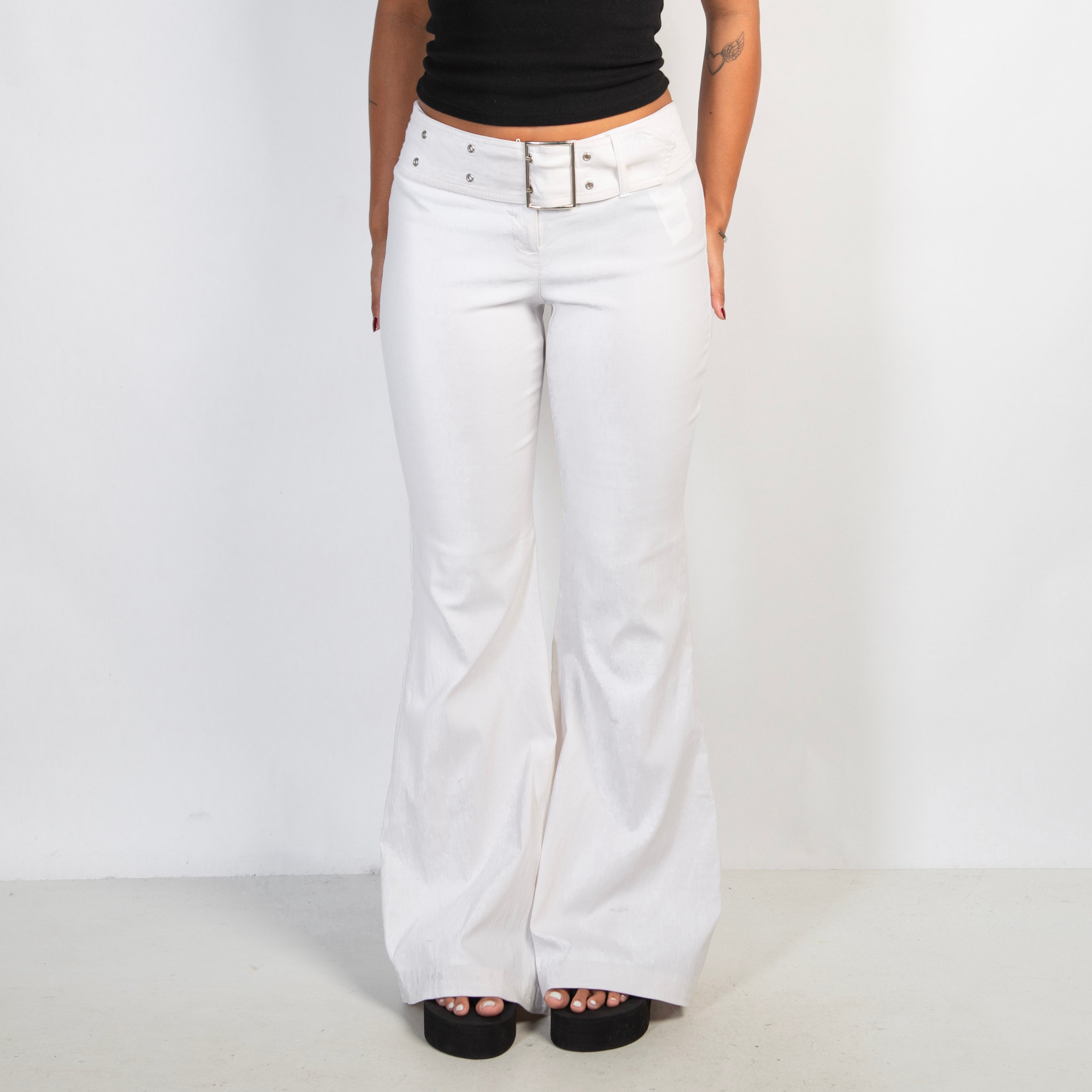 WHITE FLARE PANTS