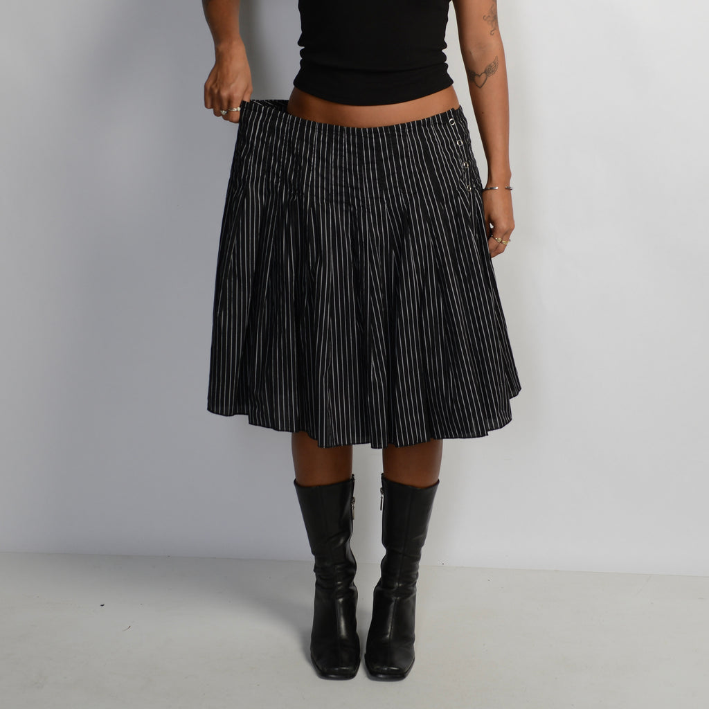 BLACK STRIPE MIDI SKIRT
