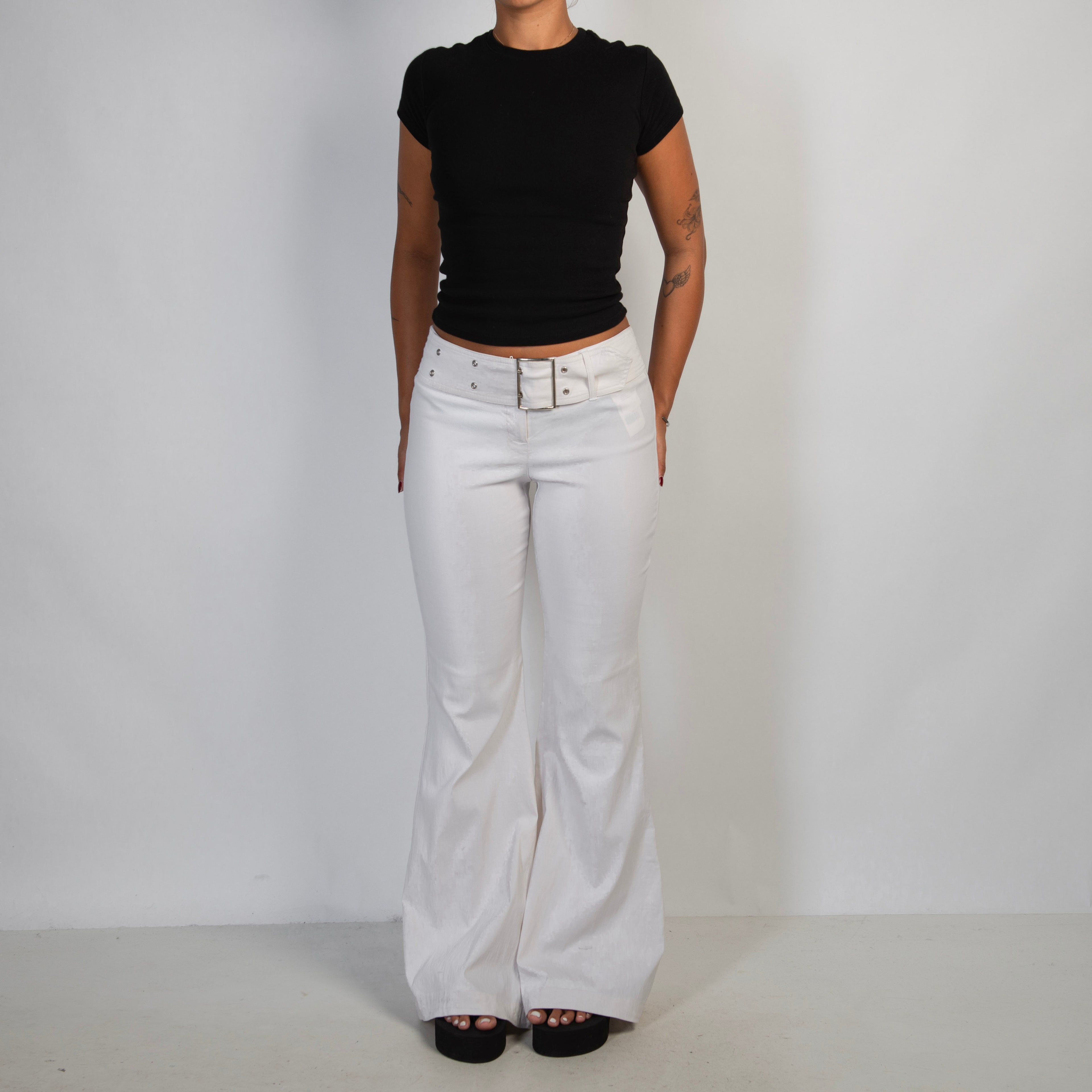 WHITE FLARE PANTS