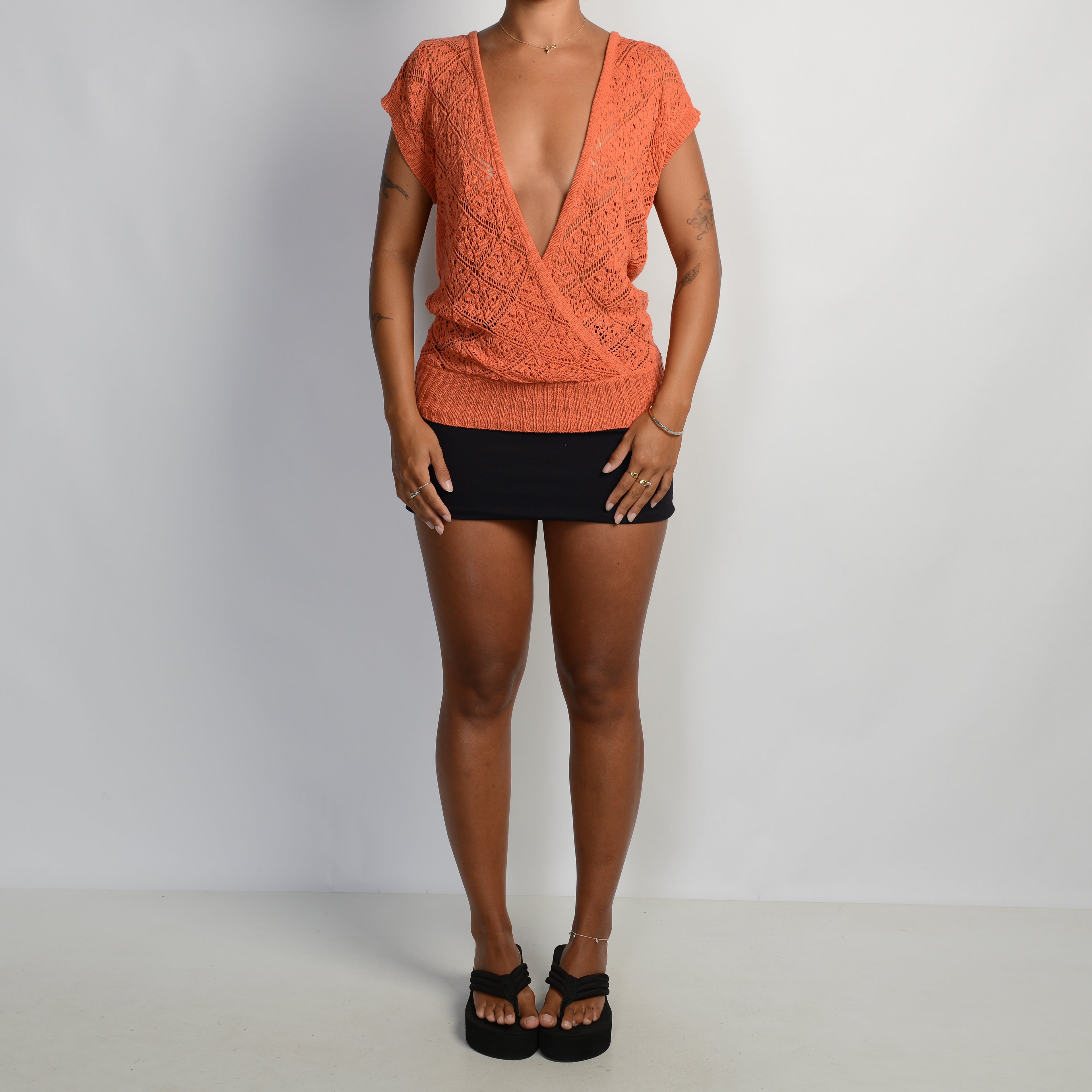 ORANGE DEEP V KNIT TOP