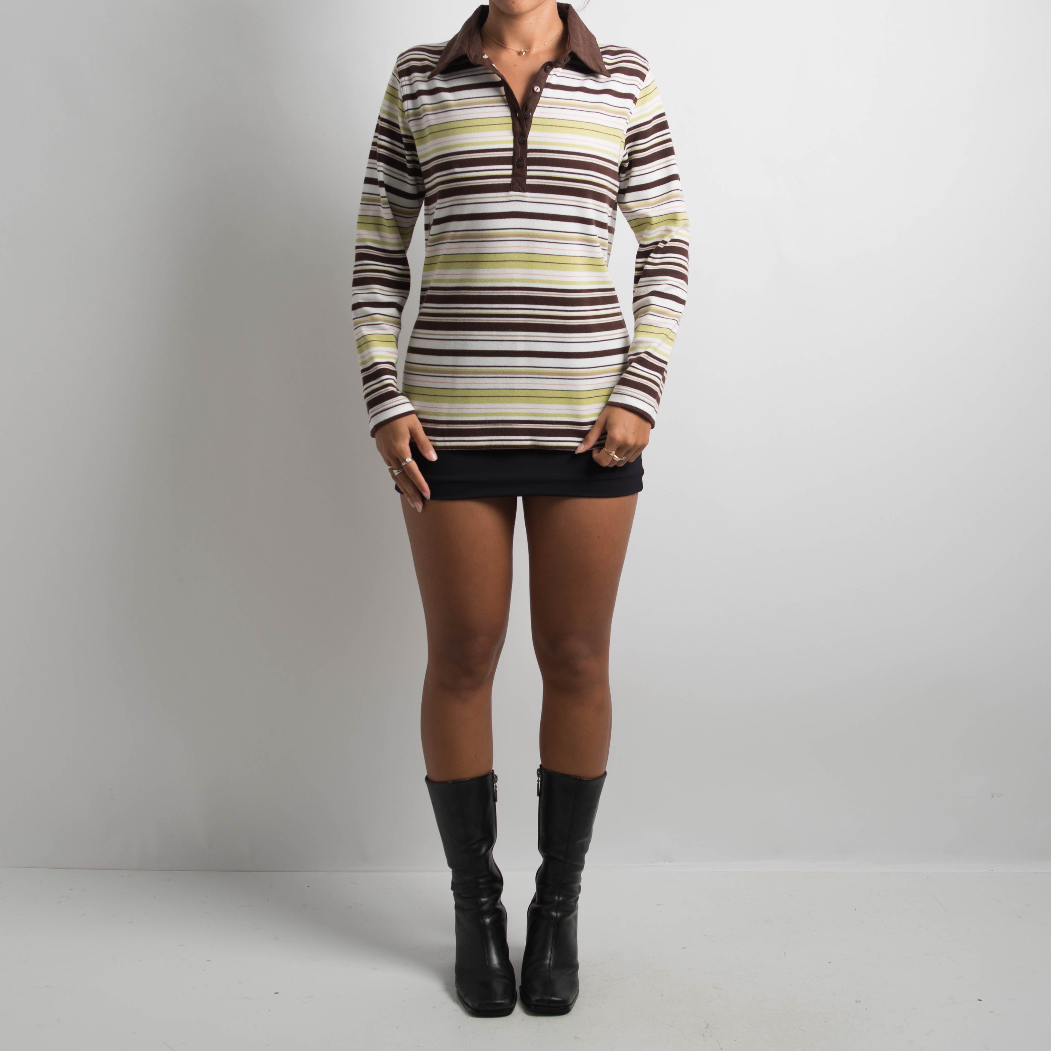 COLLARED LONG SLEEVE TOP
