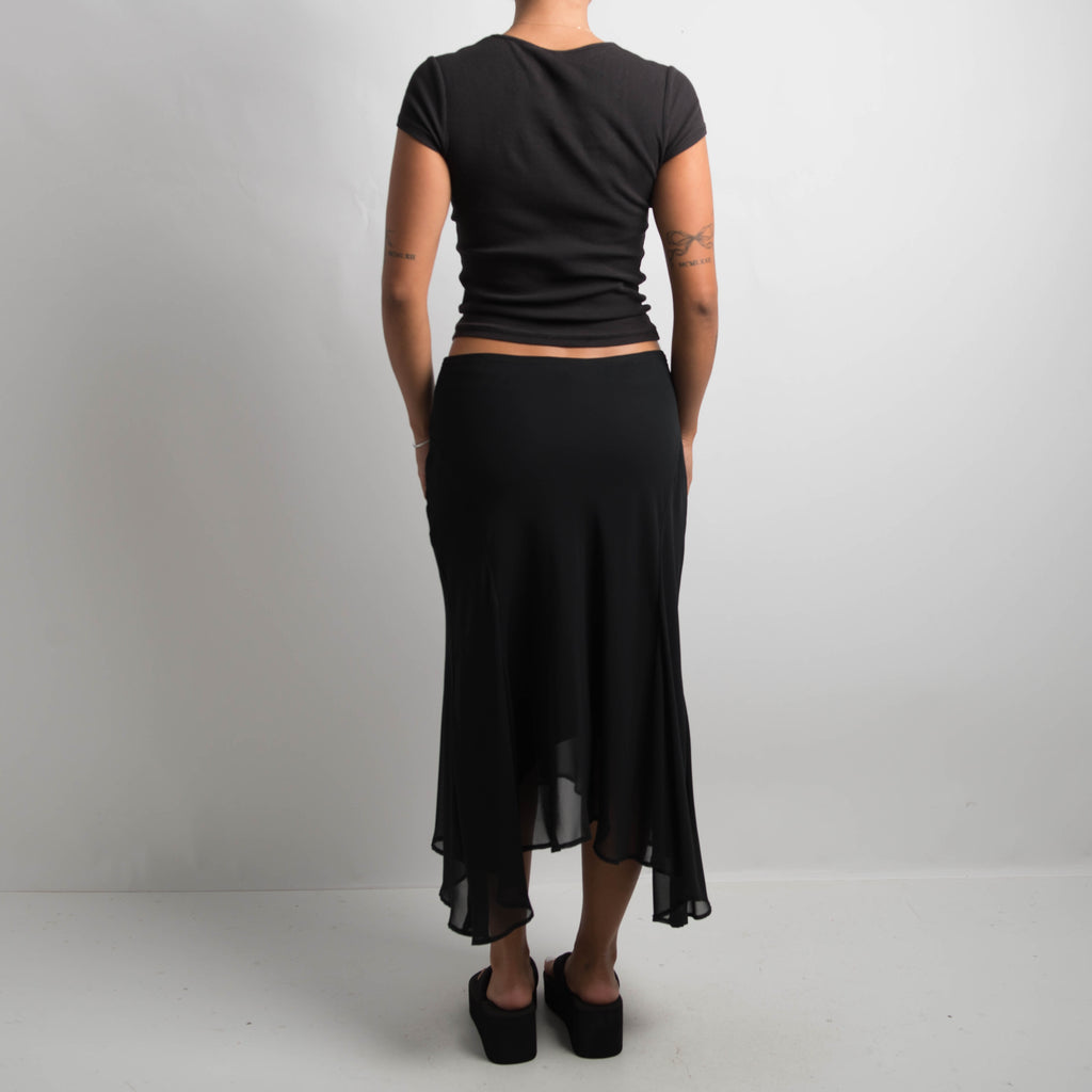 BLACK ASYMMETRIC SKIRT