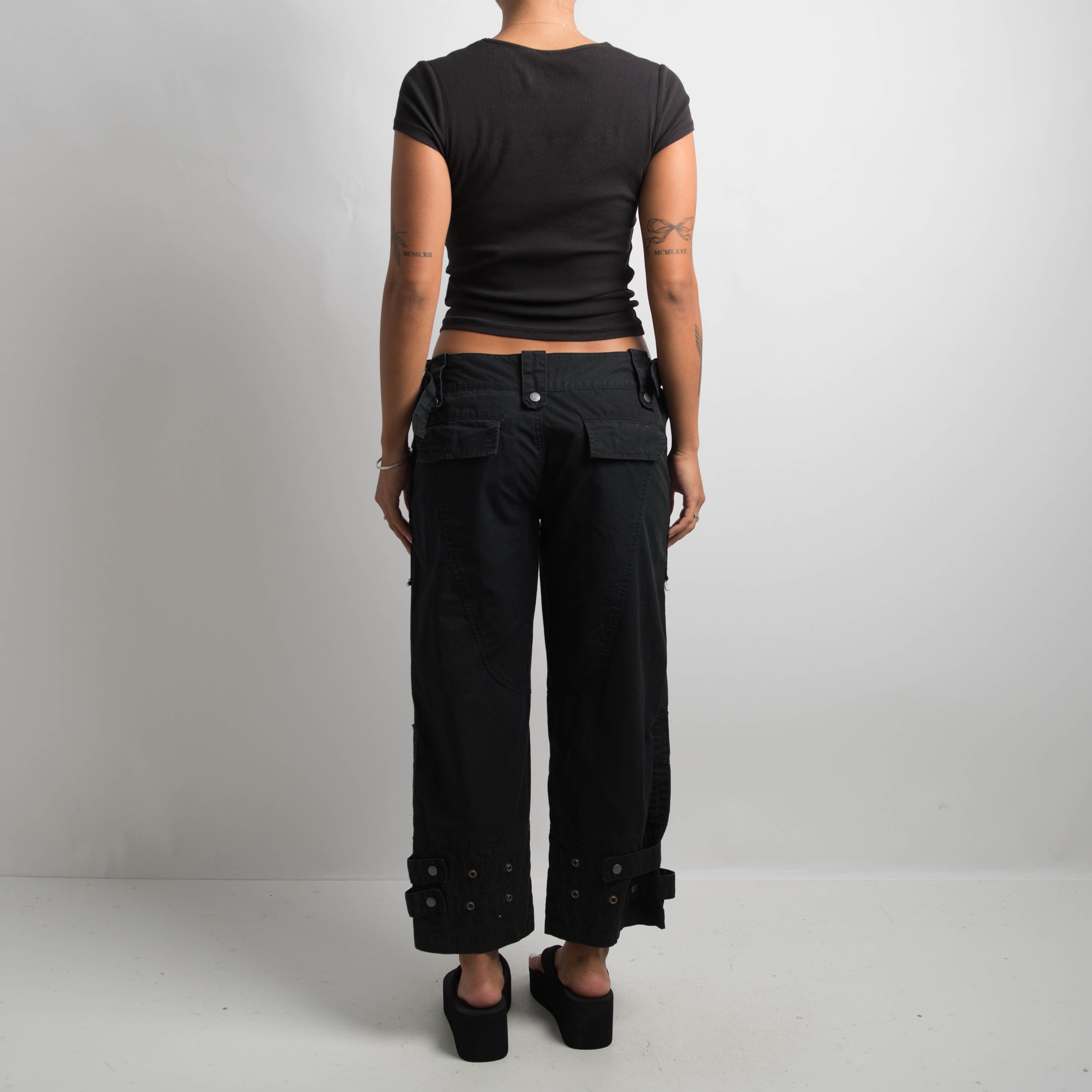 BLACK CARGO TROUSERS
