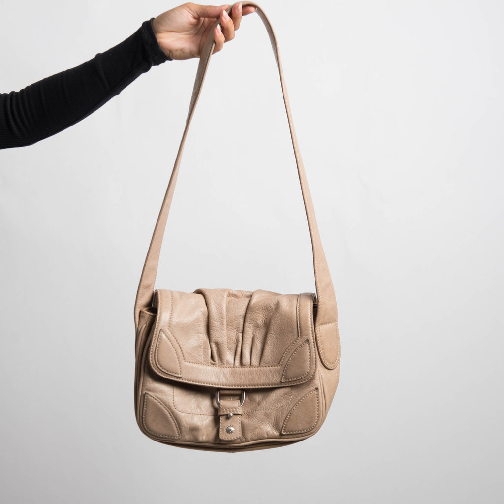 BEIGE LEATHER BAG