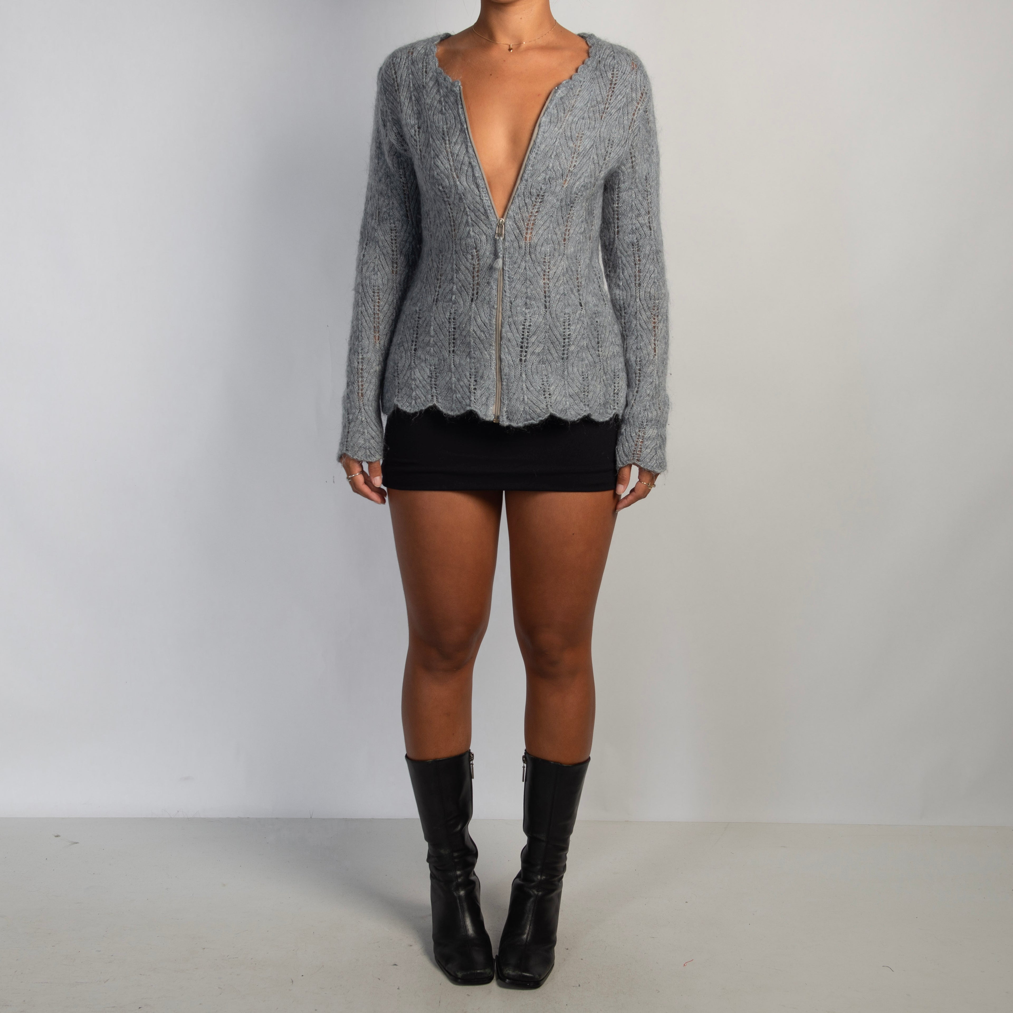 GREY KNIT ZIP CARDIGAN