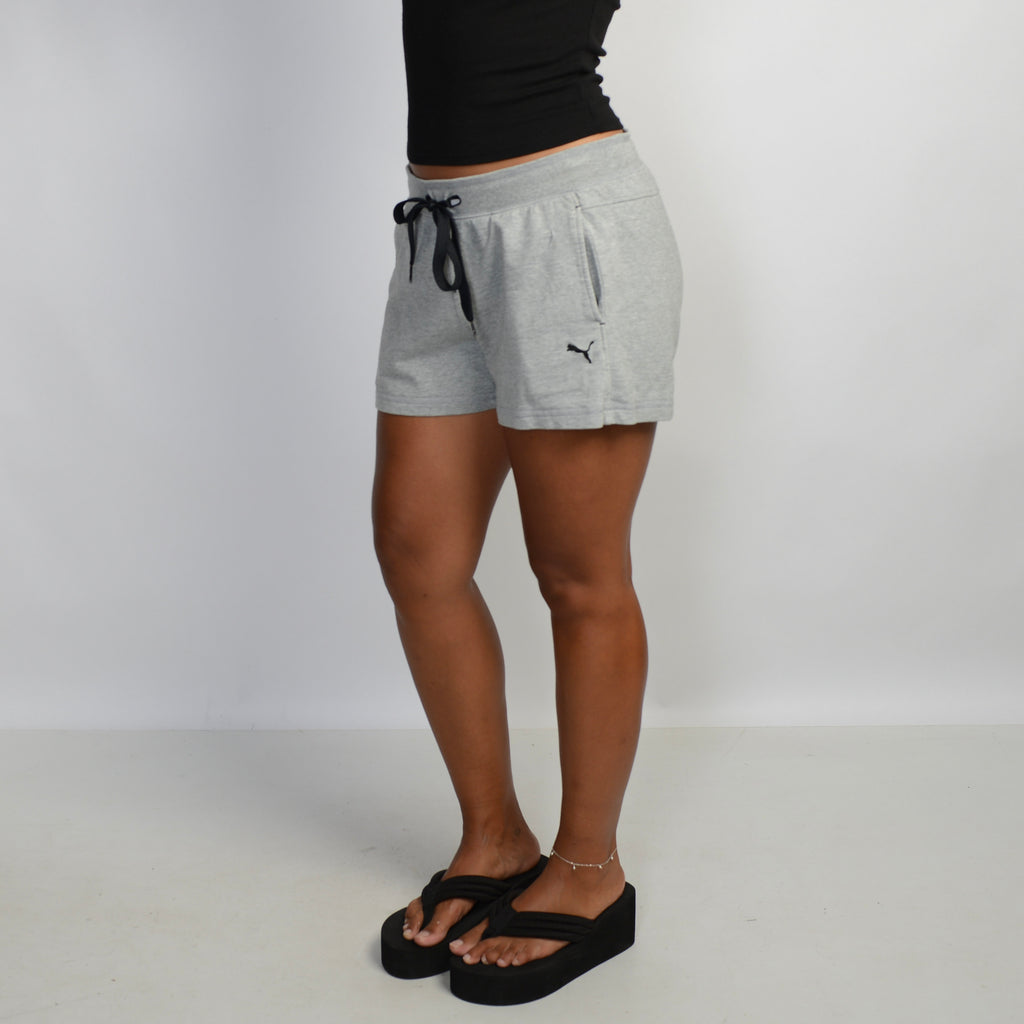 GREY SWEAT SHORTS