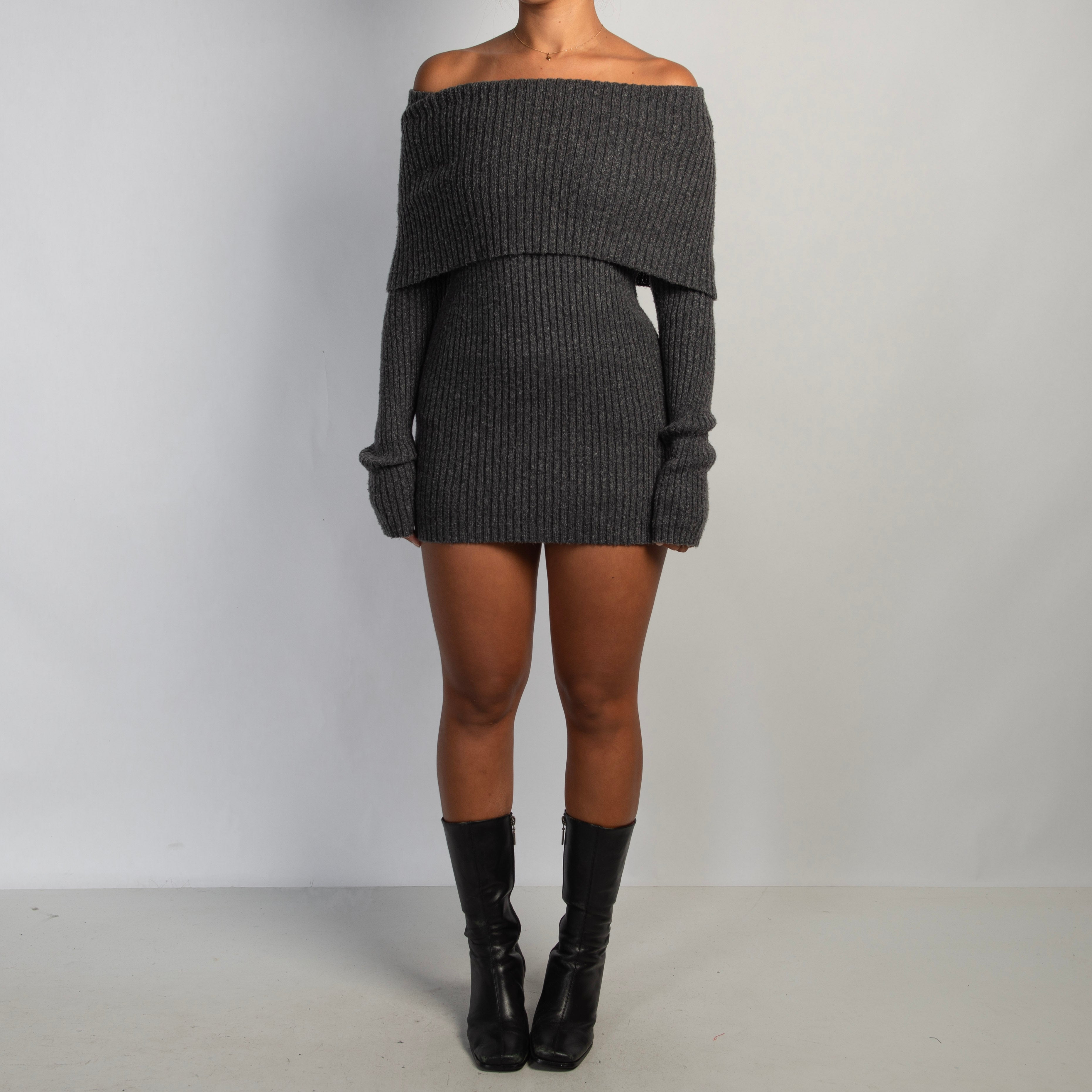 GREY RIB KNIT LONGLINE TOP
