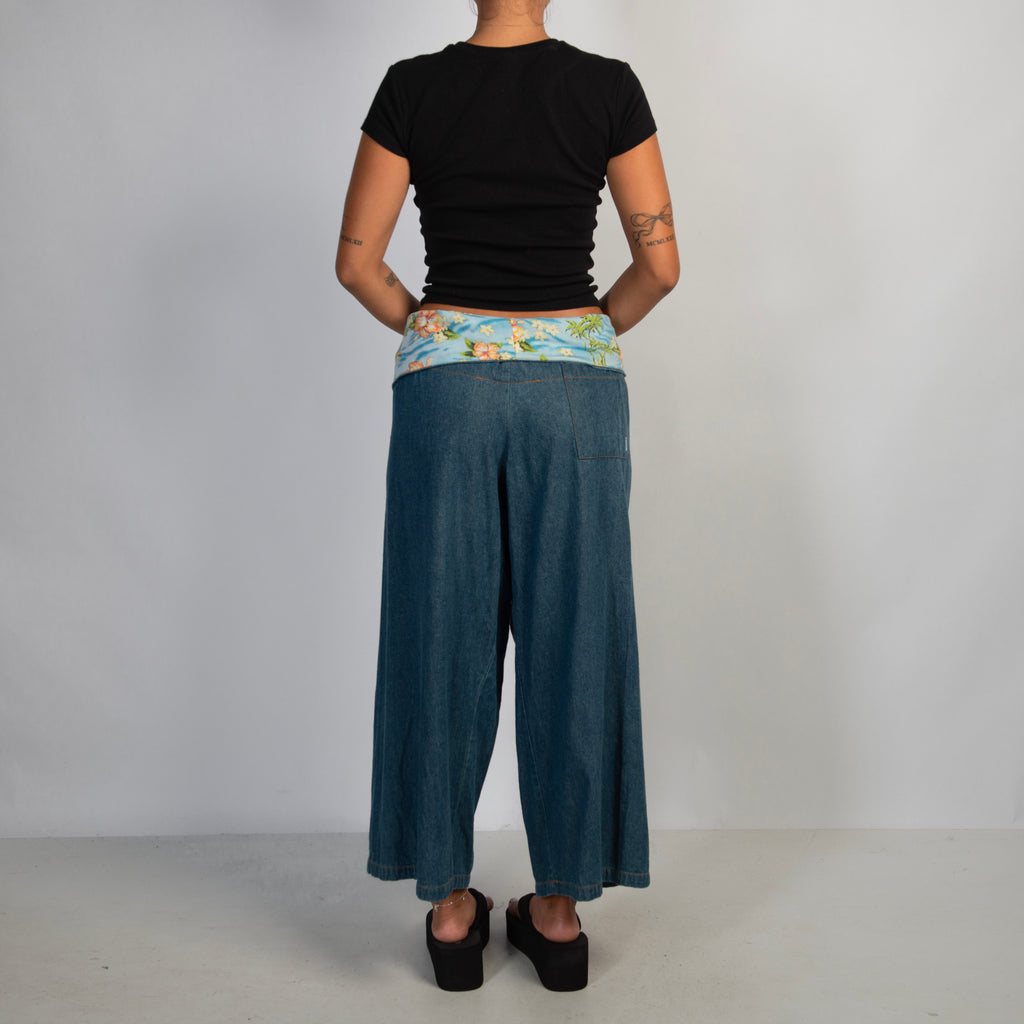 LOOSE FIT FOLD OVER JEANS