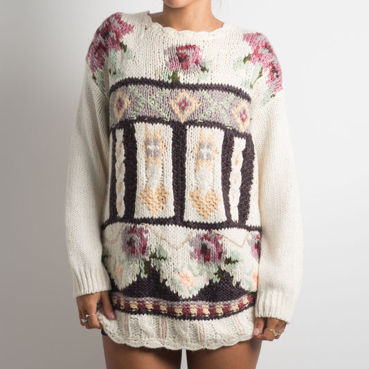 FLORAL KNIT SWEATER