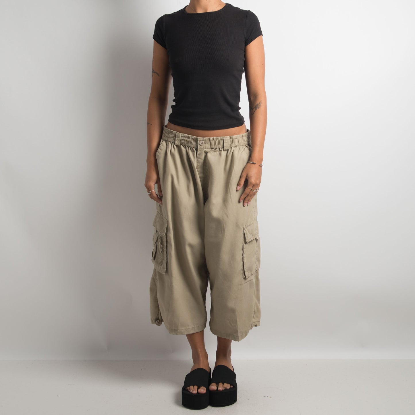 OVERSIZED UTILITY PANTS