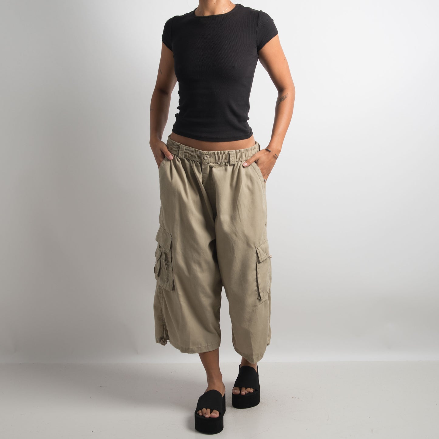 OVERSIZED UTILITY PANTS