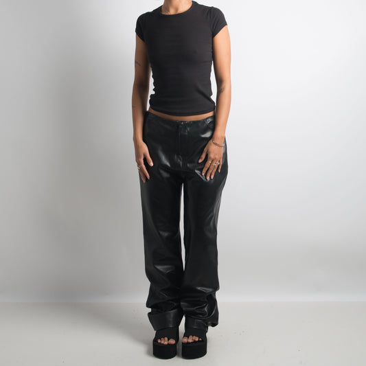 BLACK PLEATHER TROUSERS