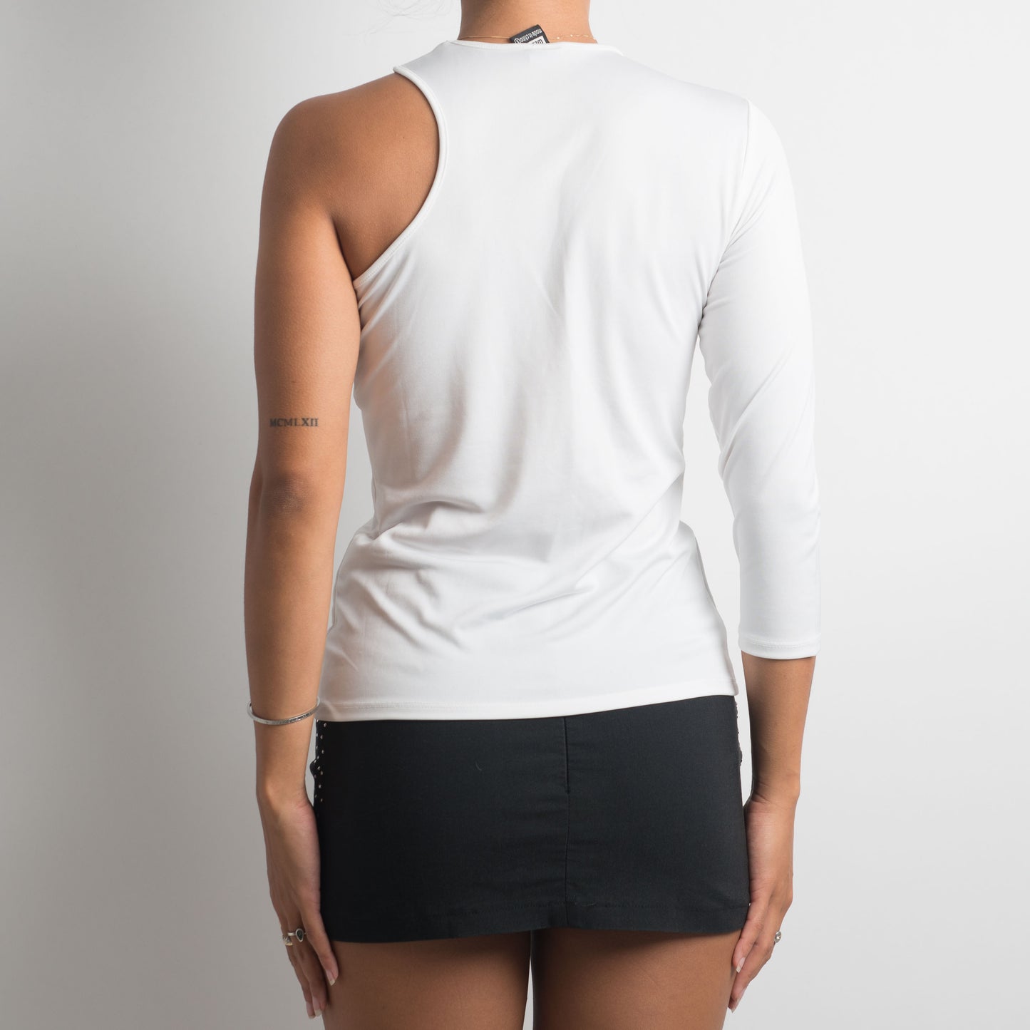 WHITE CUT OUT ONE SLEEVE TOP