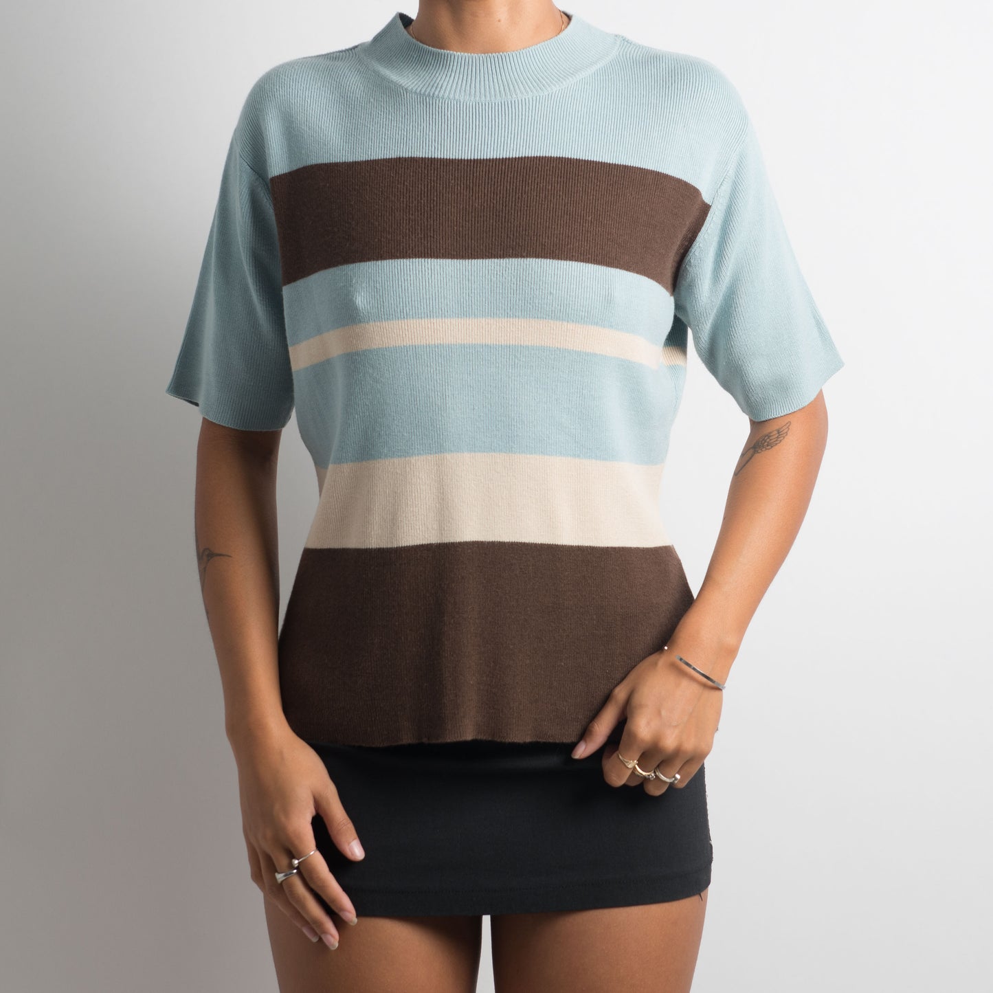 STRIPED KNIT TOP