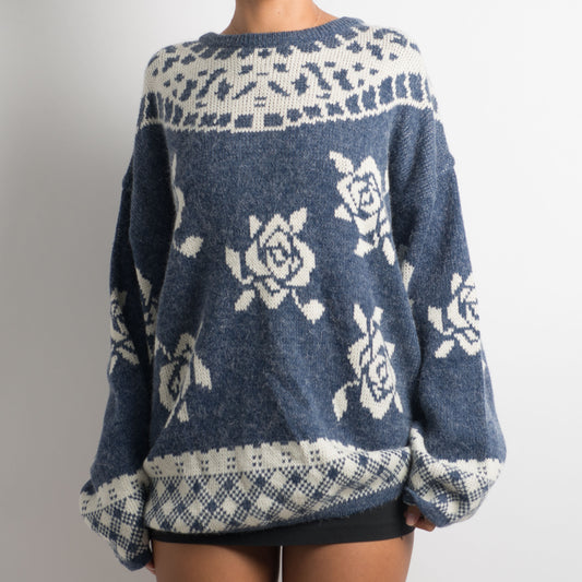 BLUE FLORAL KNIT SWEATER