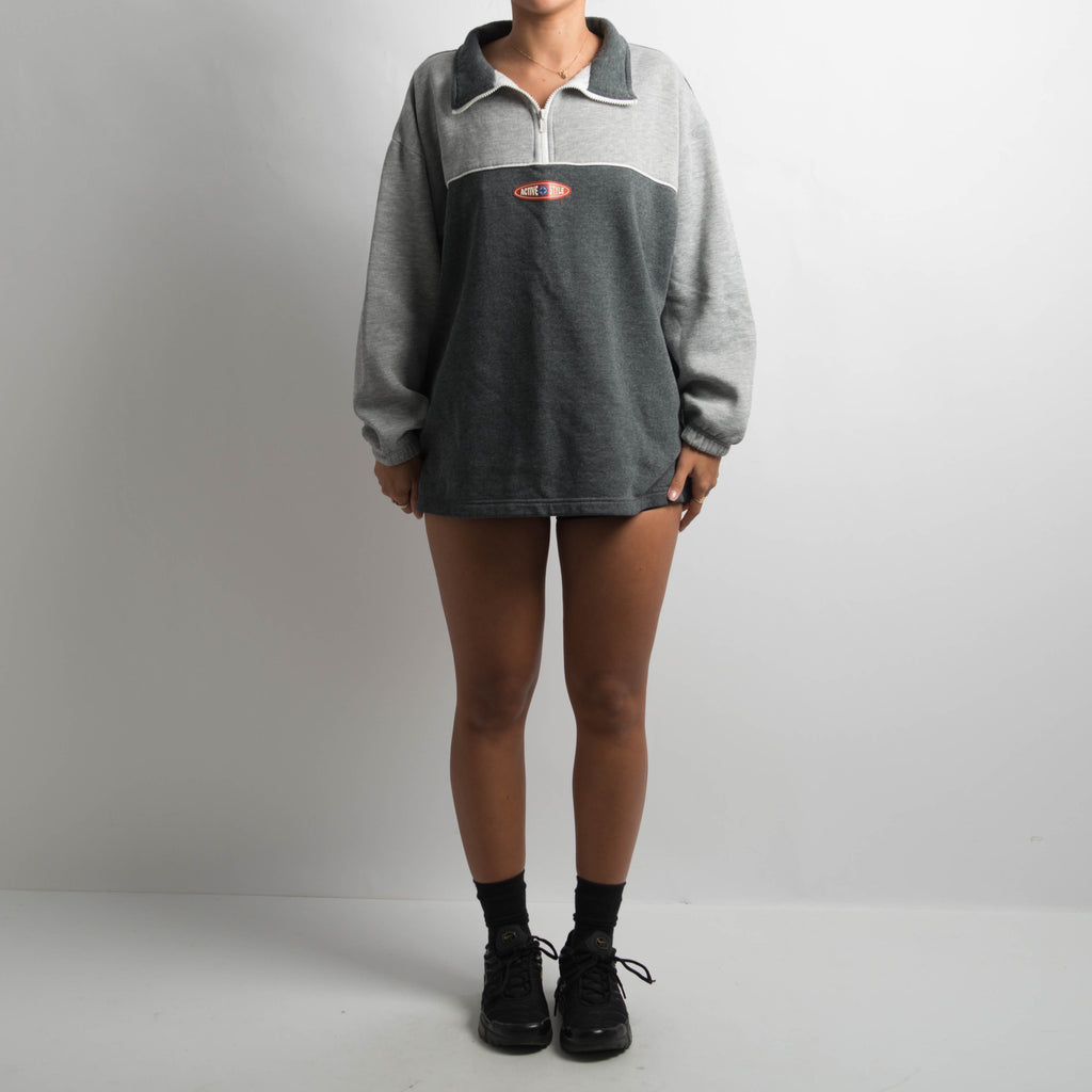 GREY QUARTER ZIP SWEATER