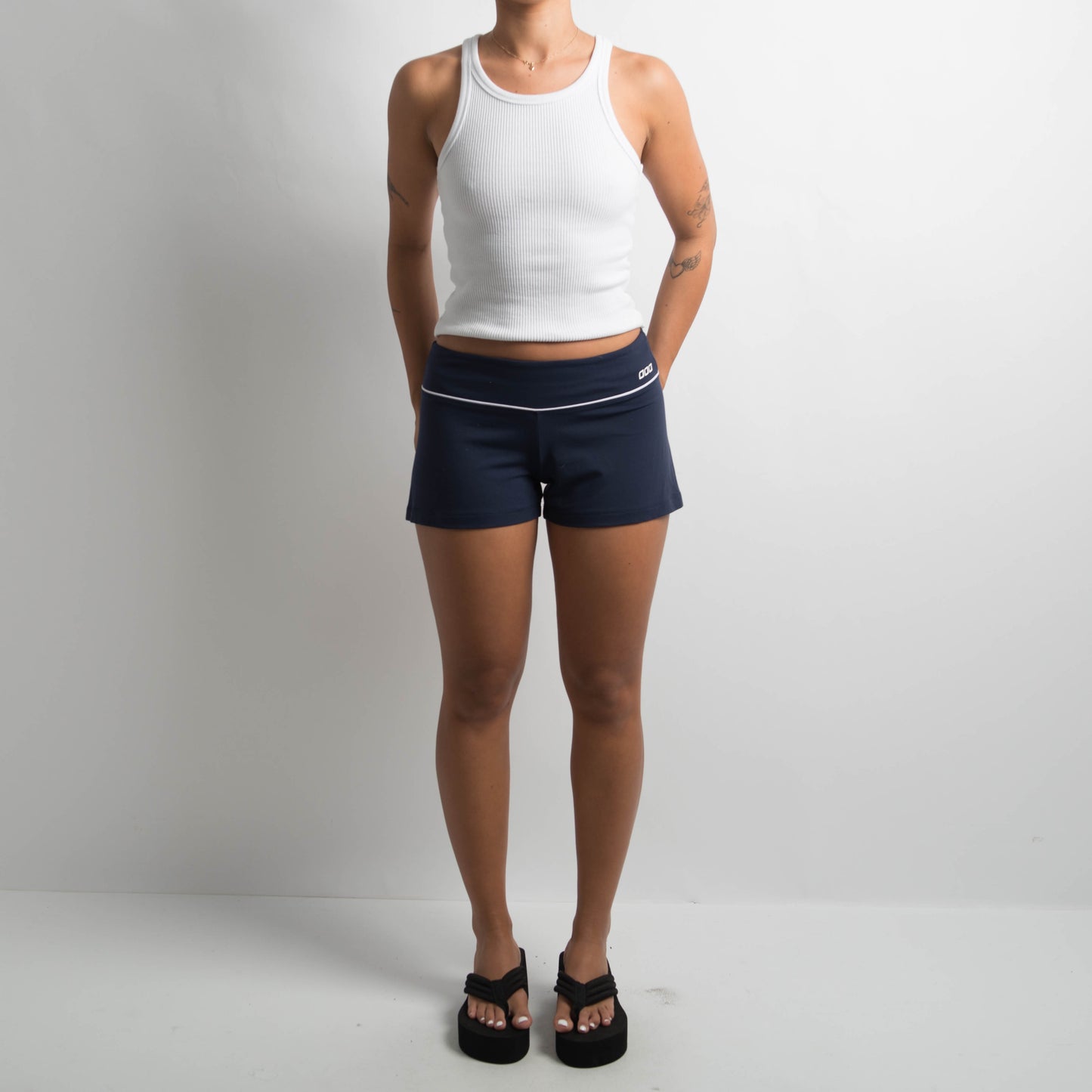 NAVY KICK SHORTS